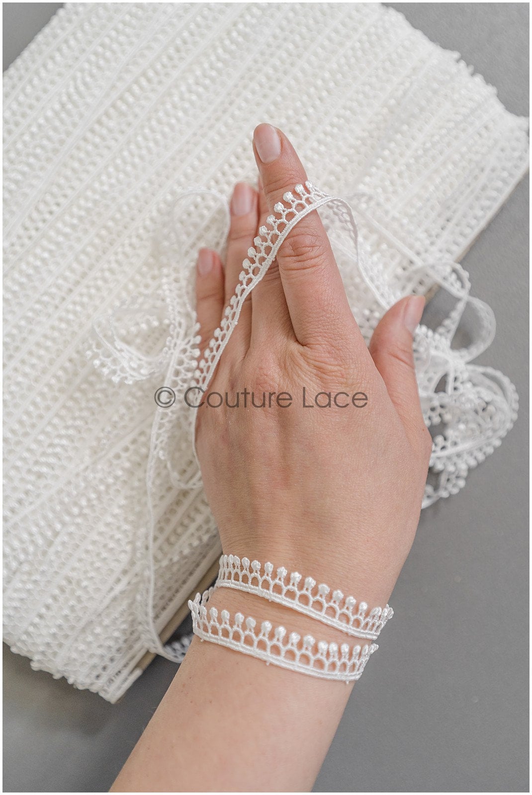 4yds Boho lace trim off-white/ geometric lace trim/ bridal guipure lace// T22-190