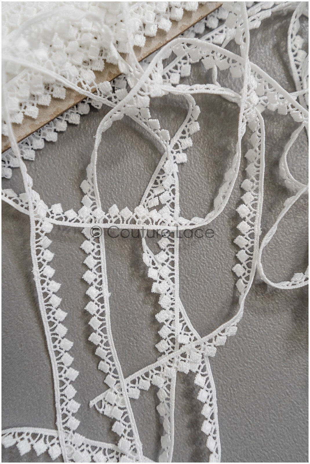 4yds Boho Lace Trim Off-White/ Bridal Lace Trim/ Guipure Lace Trim/ Dot Lace Trim// T22-194
