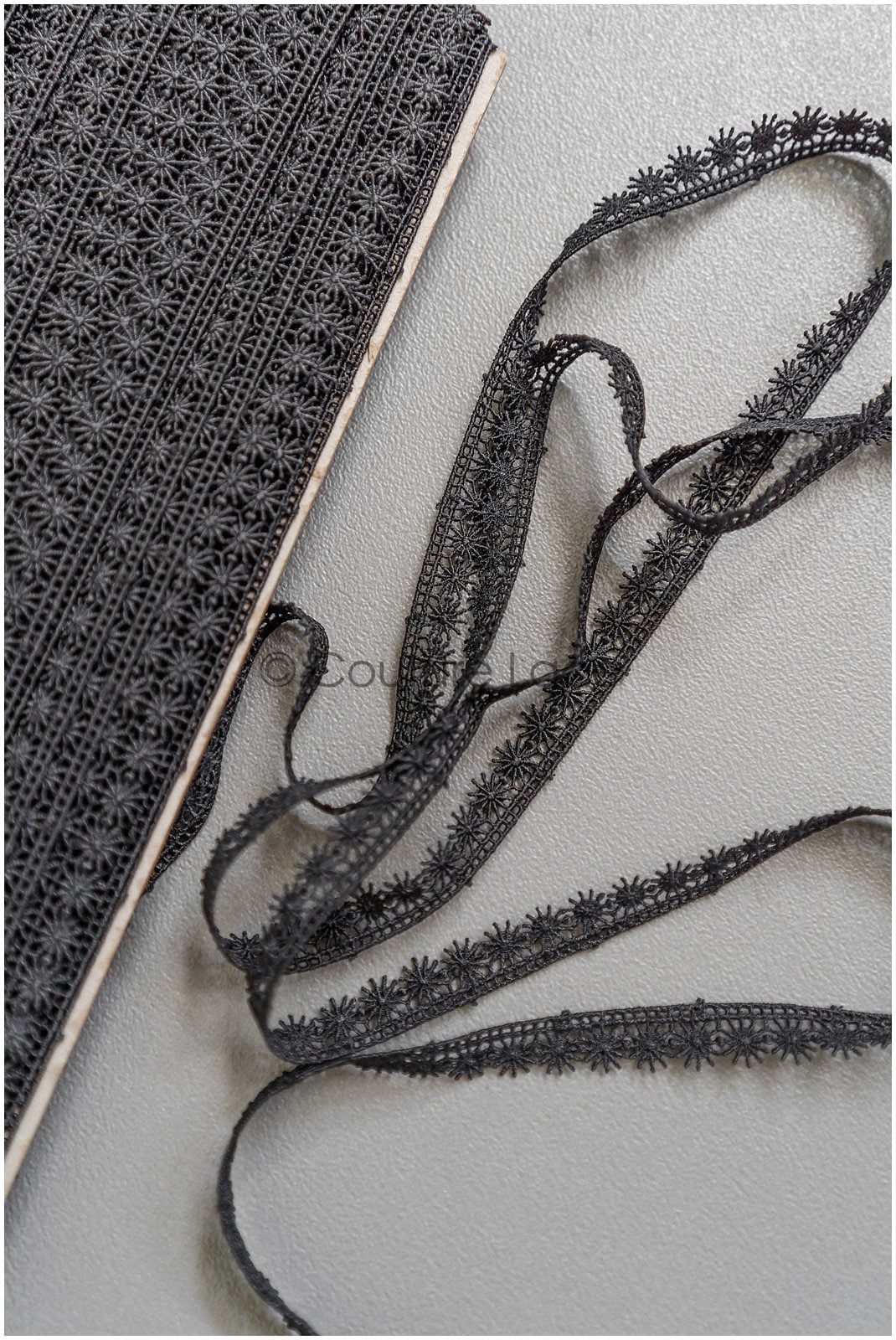 4yds Boho Crochet Lace Trim/ Black Lace Trim/ Bridal Guipure Lace Trim/ Black Lace// T22-199