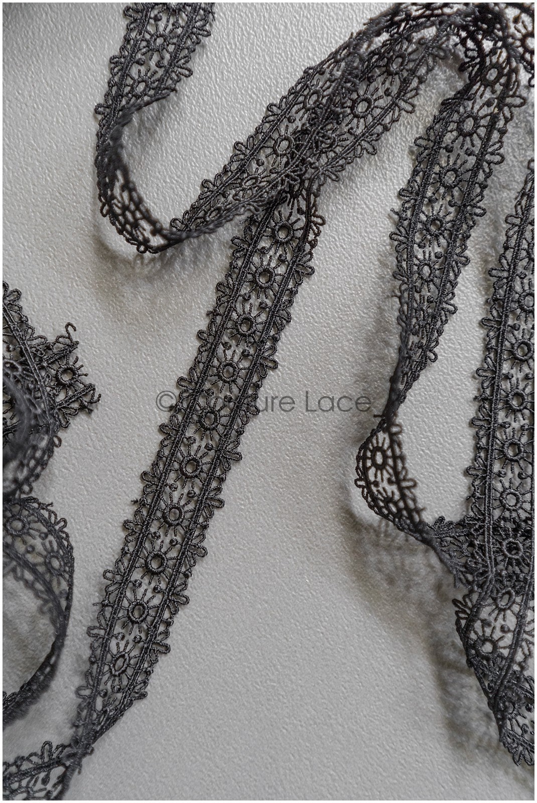 4yds Boho Lace Trim Black/ crocheted lace trim/ bridal guipure lace trim/ lace veil// T22-203