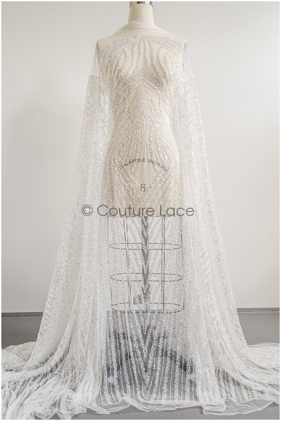 Schwere Perlen Brautspitze Off-White/ Couture Spitzenstoff mit Perlen/ schwere Hochzeitsspitze/ Brautspitze Stoff// L22-099