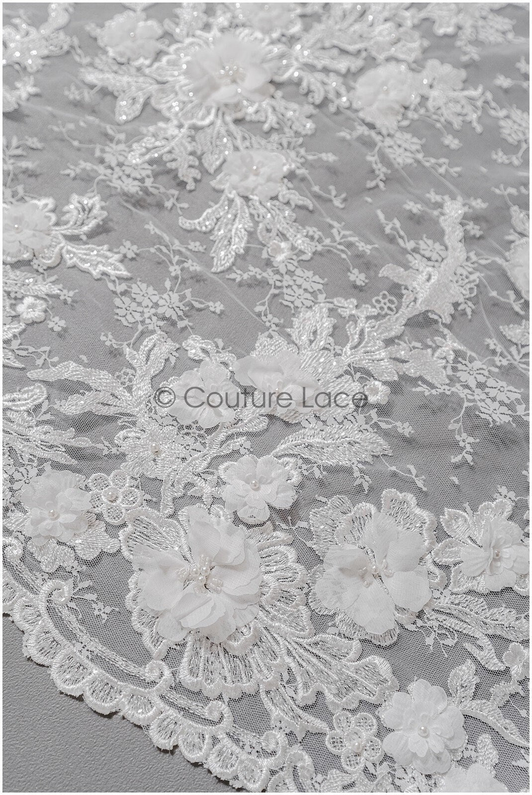 Perlen Spitze Stoff mit 3D Blumen/ Couture Spitzenstoff Off-White/ Braut Spitzenstoff/ Perlen Spitze// L22-426