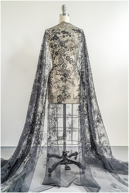 romantischer schwarzer Braut Spitzenstoff mit Blumenmuster/ floraler Couture Spitzenstoff/ schwarze Brautblume bestickte Spitze// L22-433BL