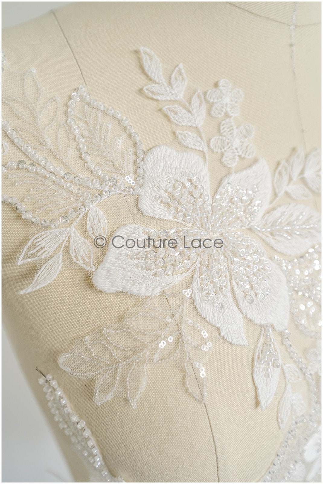 romantischer Blumen-Spitzenaufnäher / Baumwollblumen Applikation / Hochzeitskleid Spitzenapplikation / Brautblumen Applikation// A22-257