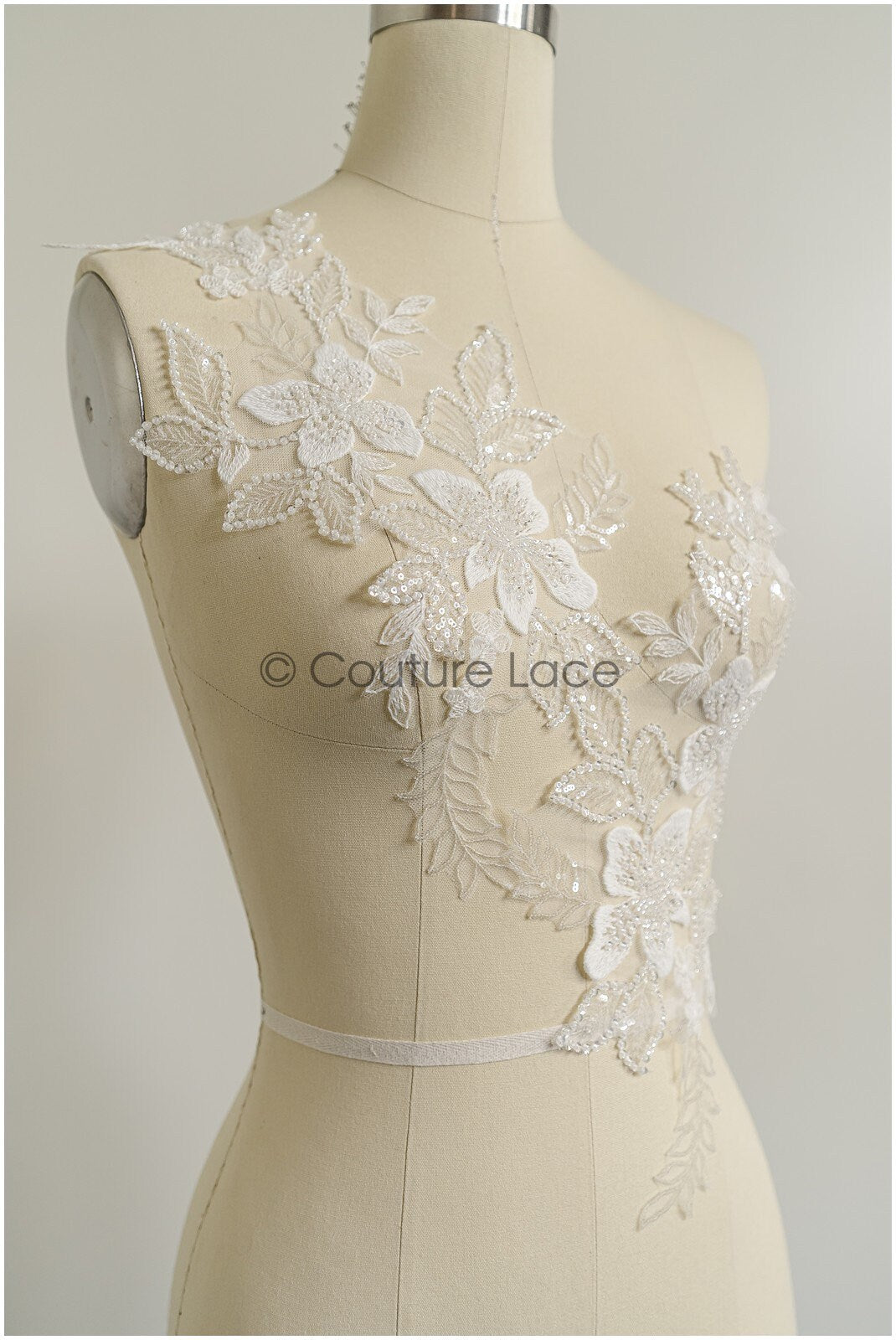romantischer Blumen-Spitzenaufnäher / Baumwollblumen Applikation / Hochzeitskleid Spitzenapplikation / Brautblumen Applikation// A22-283