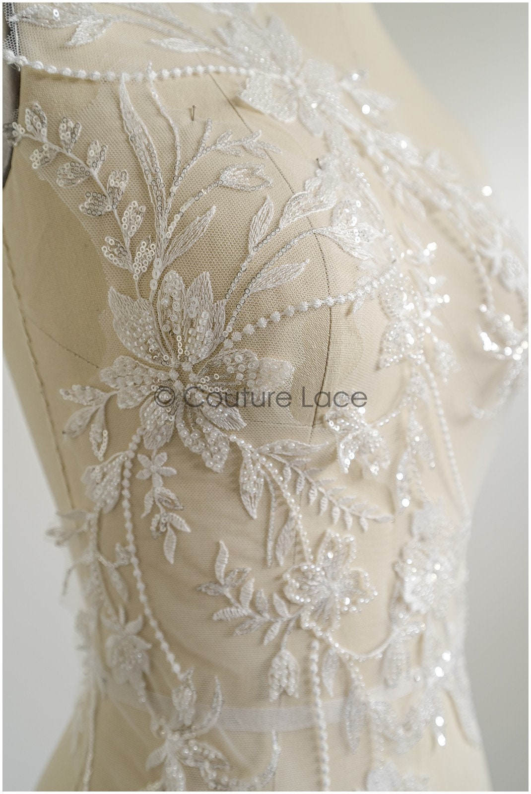 romantischer Blumen-Spitzenaufnäher / Baumwollblumen Applikation / Hochzeitskleid Spitzenapplikation / Brautblumen Applikation// A22-264