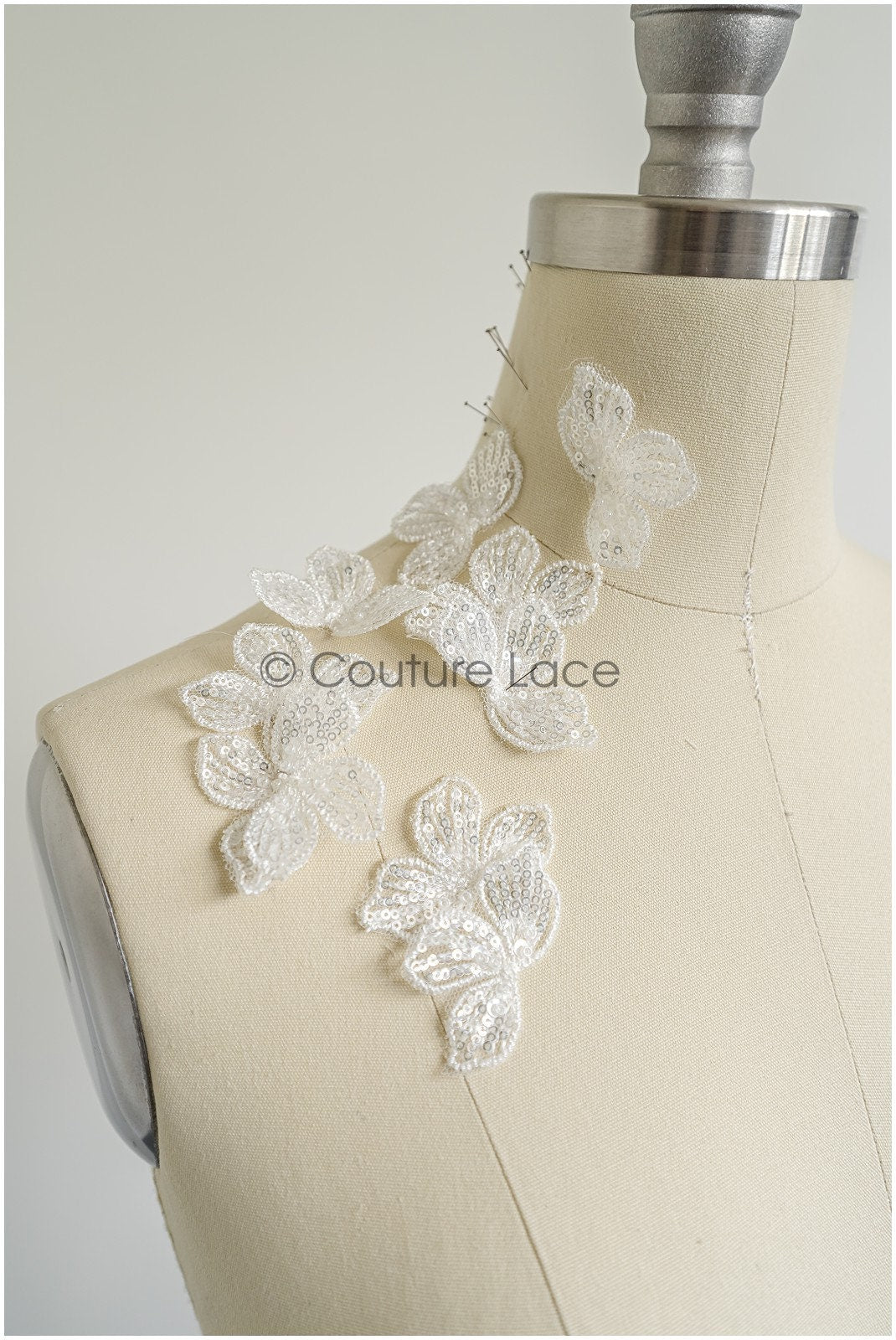 10pcs. Lace flowers for sewing/ 3D flower lace applique/ wedding dress lace applique/ bridal lace// A22-254