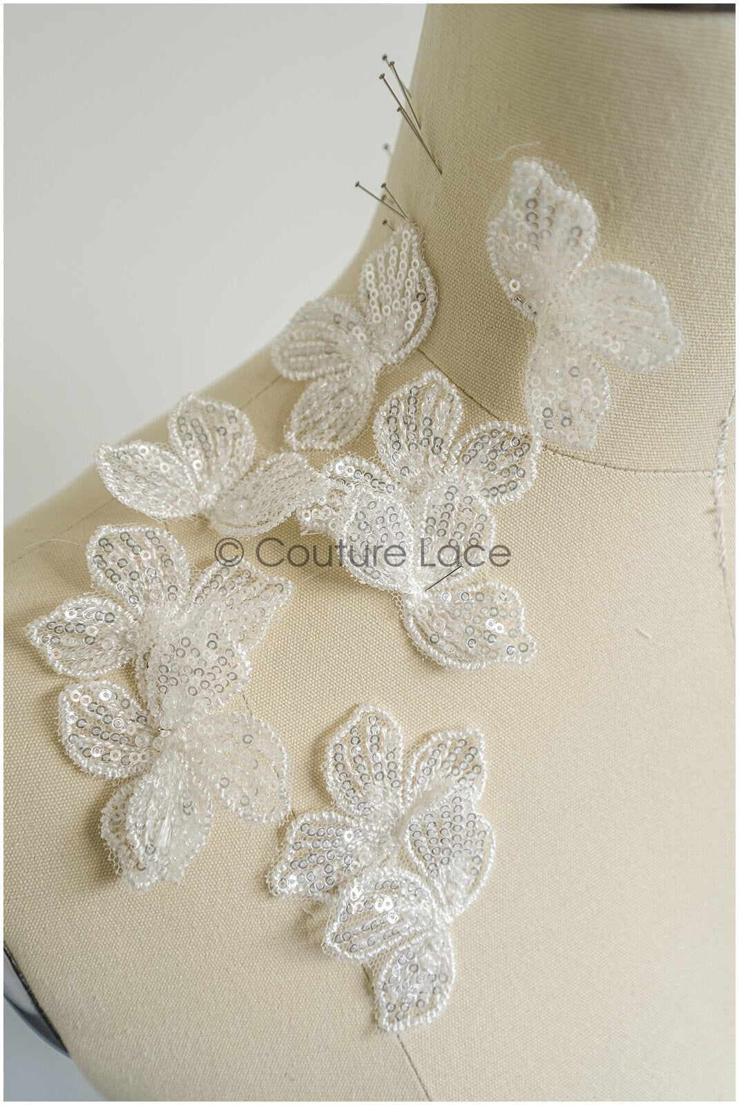 10pcs. Lace flowers for sewing/ 3D flower lace applique/ wedding dress lace applique/ bridal lace// A22-254