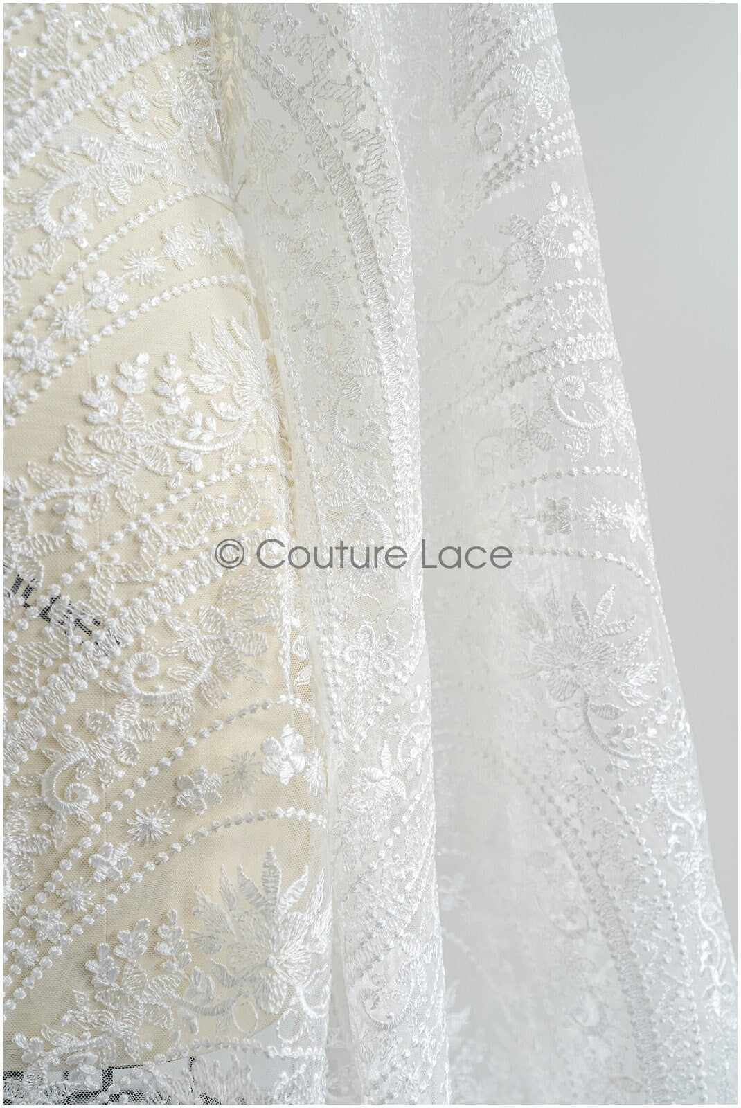Romantischer Braut Spitzenstoff Off-White/ Boho Couture Spitzenstoff/ Braut Spitze// L22-430