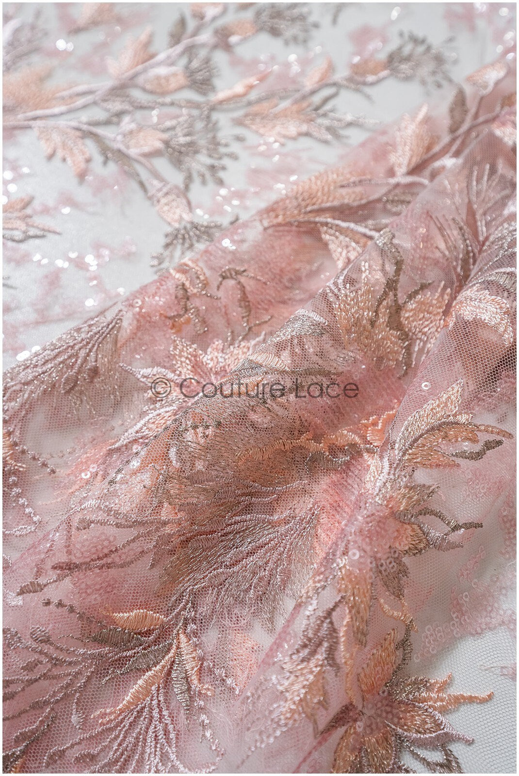 romantischer rosa-rosa Spitzenstoff mit floralem Muster/ floraler Couture Spitzenstoff/ lachsfarbener bestickter Spitzenstoff// L22-443