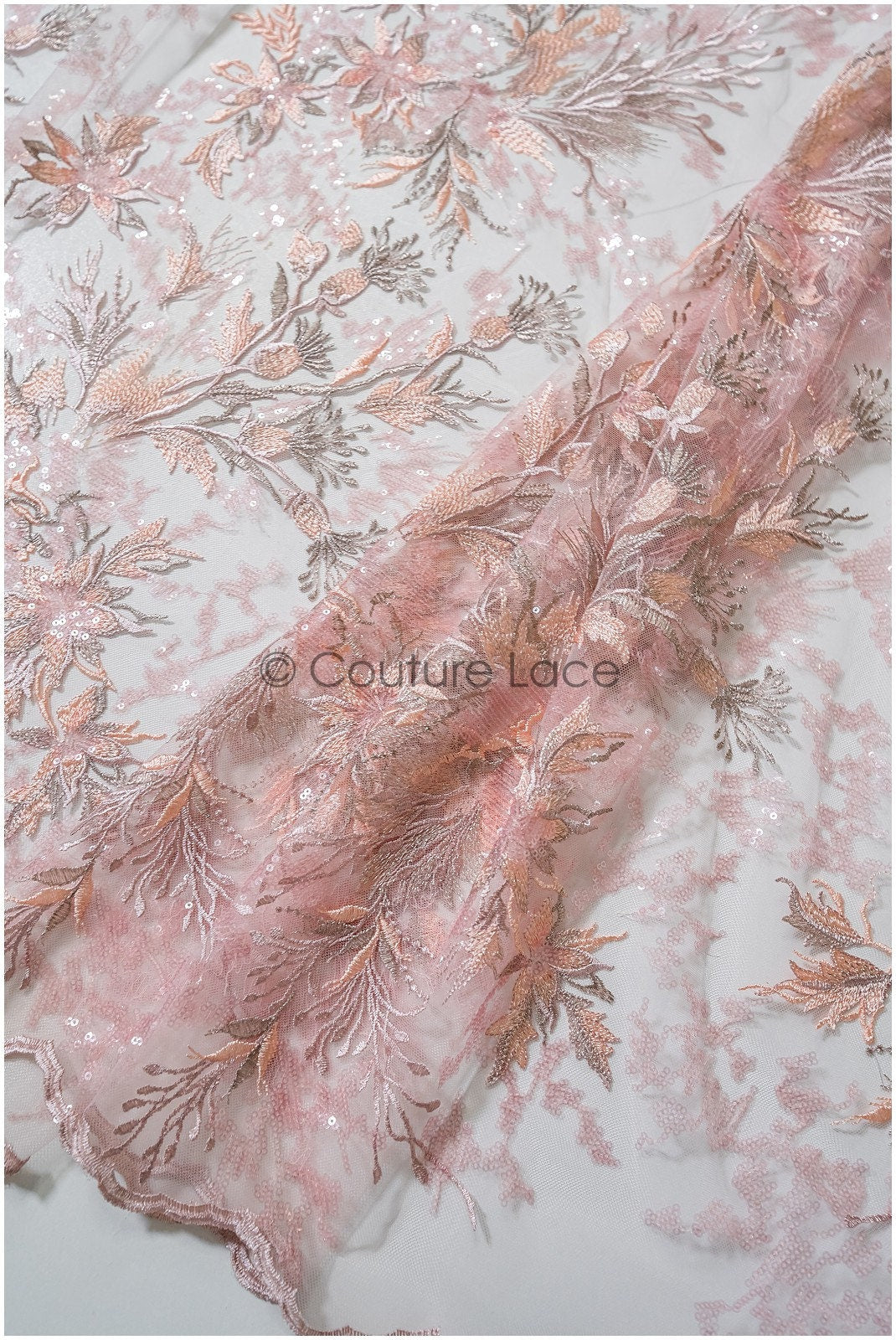 romantischer rosa-rosa Spitzenstoff mit floralem Muster/ floraler Couture Spitzenstoff/ lachsfarbener bestickter Spitzenstoff// L22-443