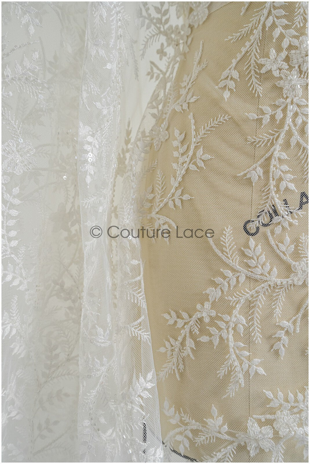 Perlen Spitze Stoff Off-White/ Perlen Brautkleid Spitze/ Couture Spitzenstoff/ Perlen Spitze// L22-453