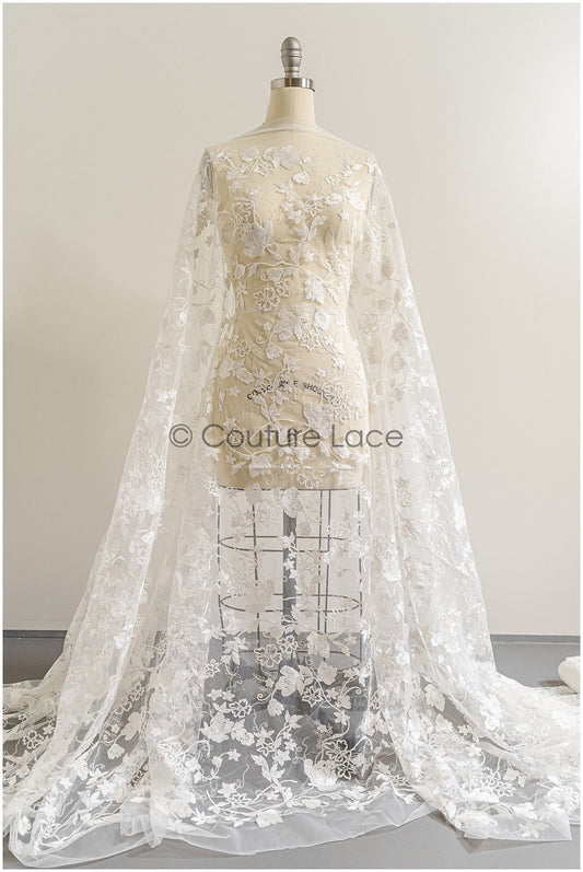 Tela de encaje floral romántico / Encaje de novia bordado de alta calidad / Tela de encaje en color marfil // L22-285B