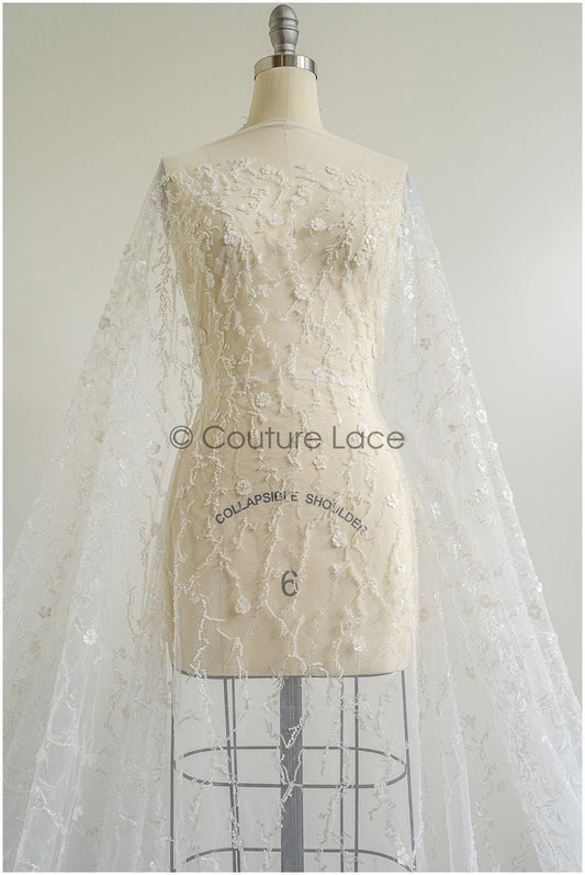 Wunderschöner Spitzenstoff mit Linien/ Couture Spitzenstoff mit Perlen & Pailletten/ Brautspitze mit Ästen & Linien// L22-461