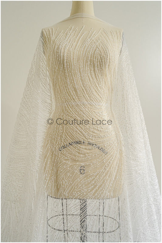 Schwerer Spitzenstoff mit Linien/ Couture Spitzenstoff mit Perlen & Pailletten/ Couture Spitzenstoff Off-White// L22-472