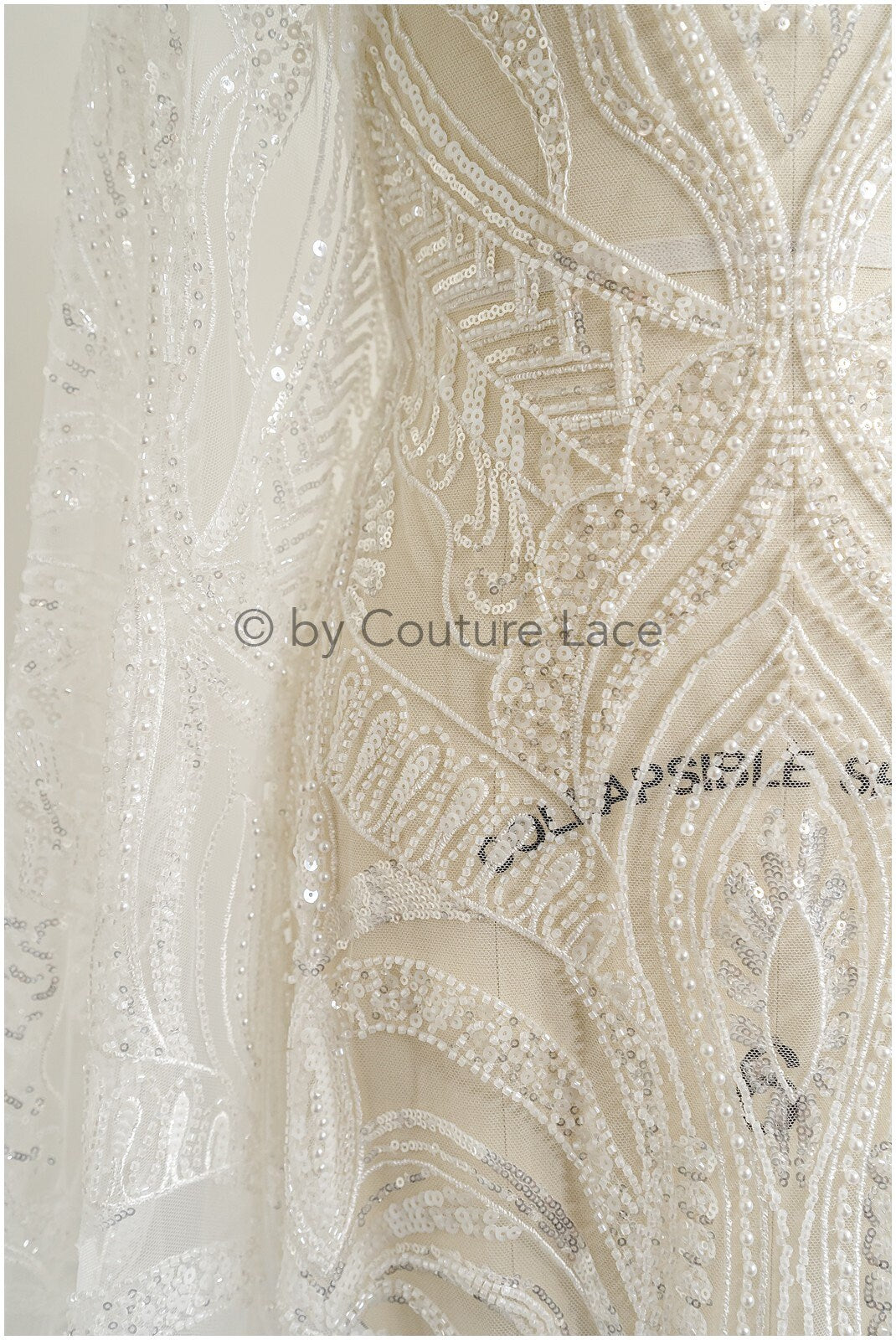 Glitzerperlen Spitzenstoff mit Linien/ Couture Spitzenstoff mit Perlen/ Pallas Couture Spitzenstoff/ Brautspitze// L22-504