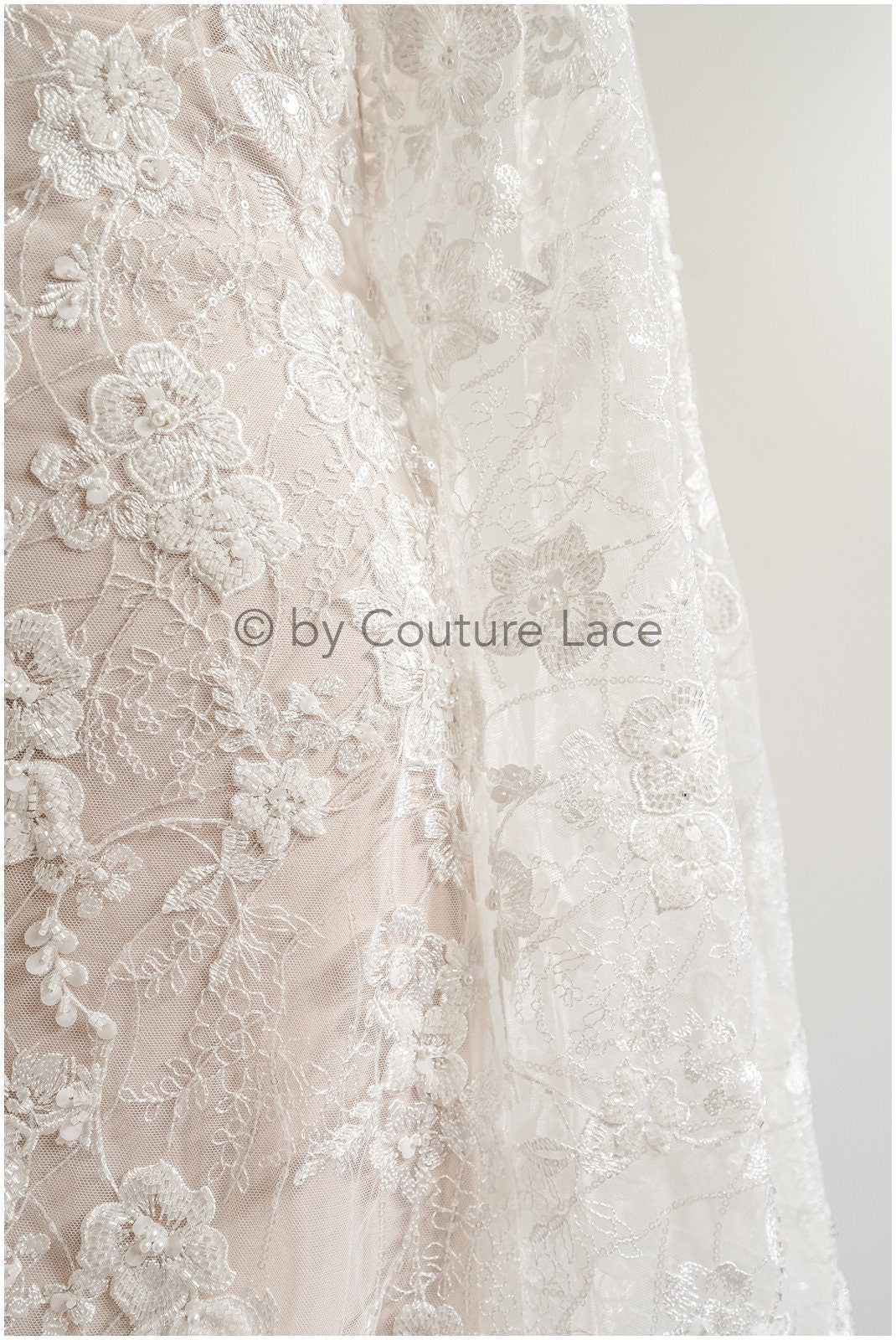 Schwerer Perlen Spitzenstoff Off-White/ Couture Spitzenstoff mit Blumen/ Braut Designer Spitze// L22-505