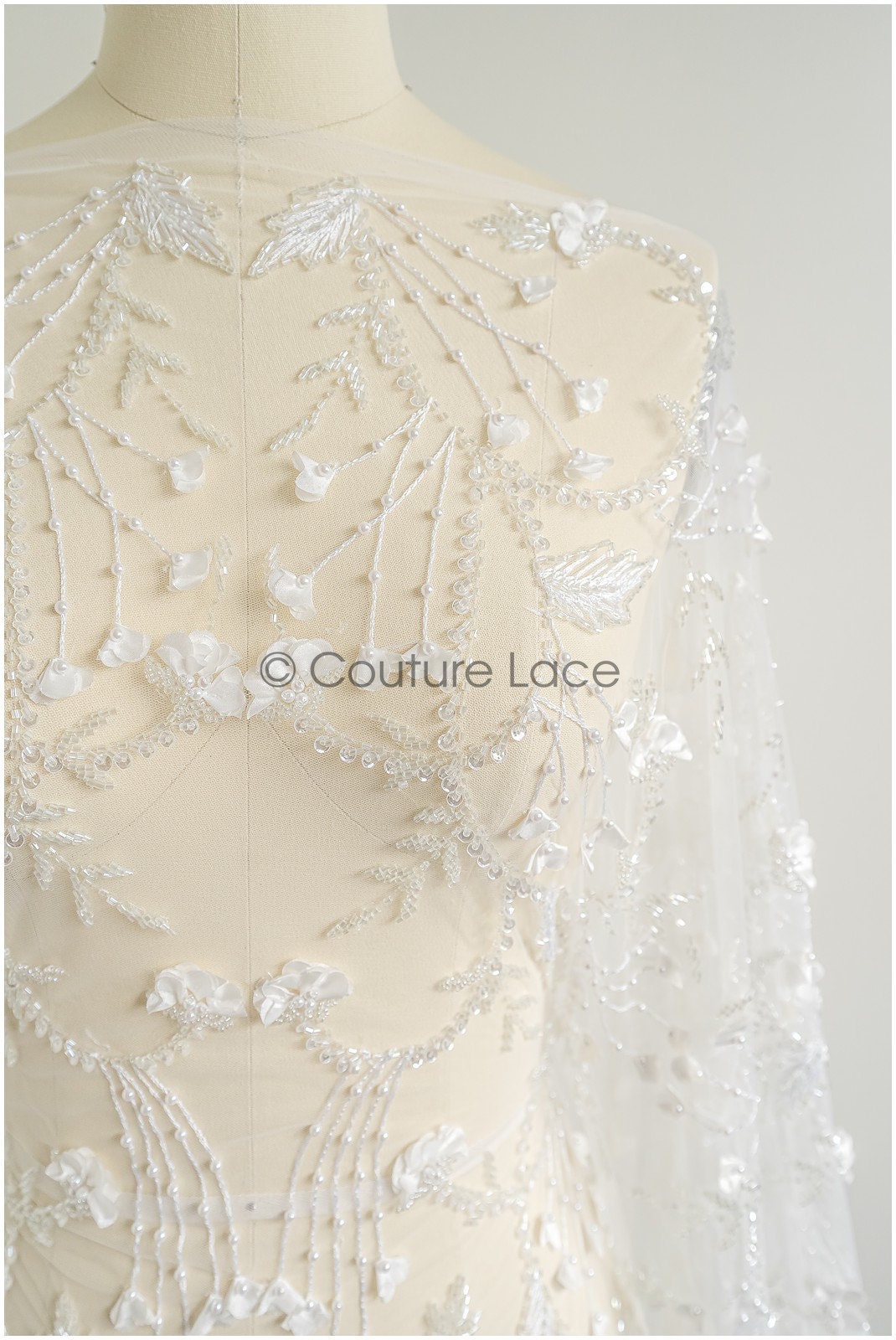 Perlen Braut Spitzenstoff/ Perlenspitze mit 3D-Blumen Off-White/ Couture Spitzenstoff/ Braut Spitzenstoff// L22-478