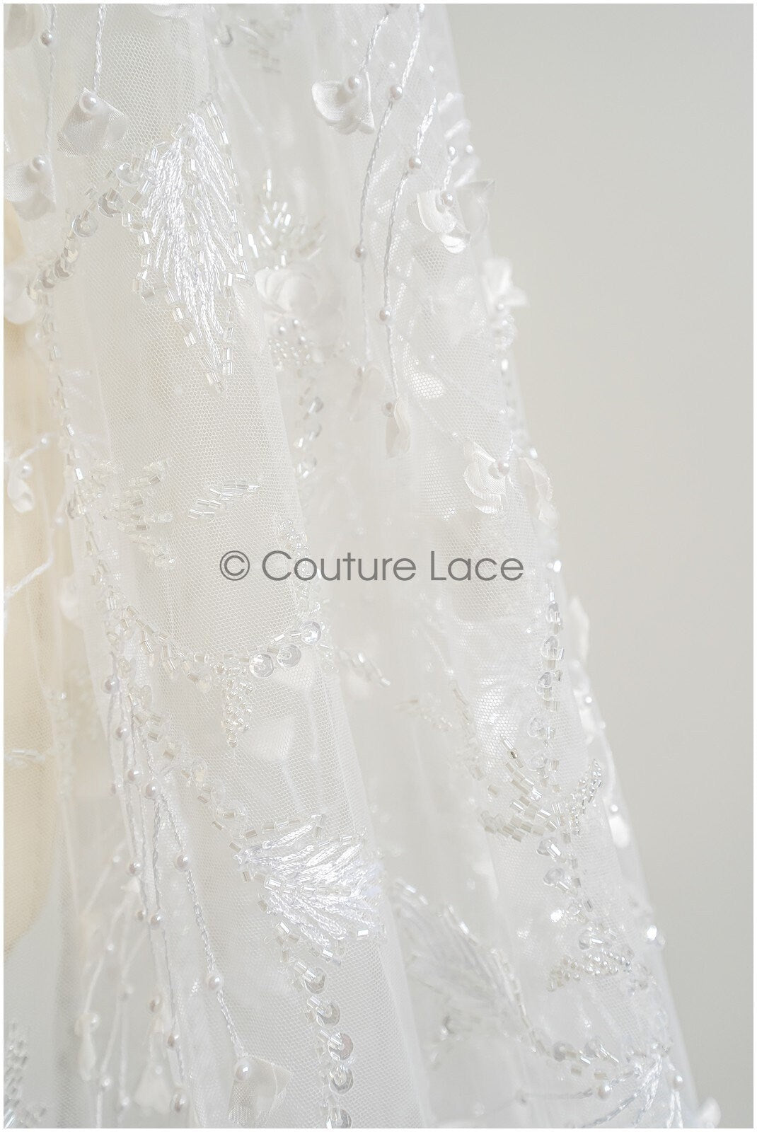 Perlen Braut Spitzenstoff/ Perlenspitze mit 3D-Blumen Off-White/ Couture Spitzenstoff/ Braut Spitzenstoff// L22-478