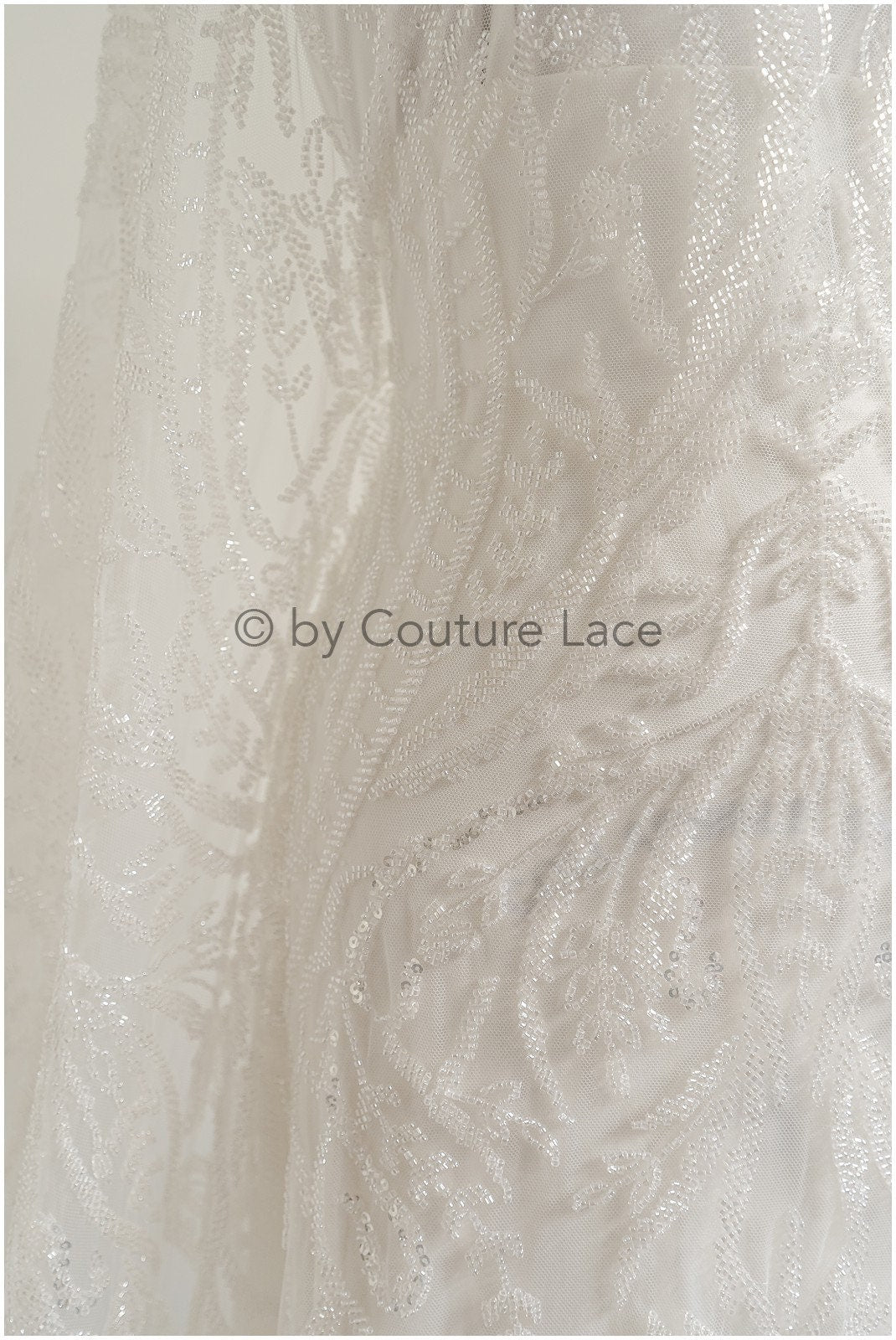 Schwerer Braut Spitzenstoff mit verschnörkelten Muster/ Perlenspitze Off-White/ Couture Spitzenstoff/ Brautspitze// L22-495