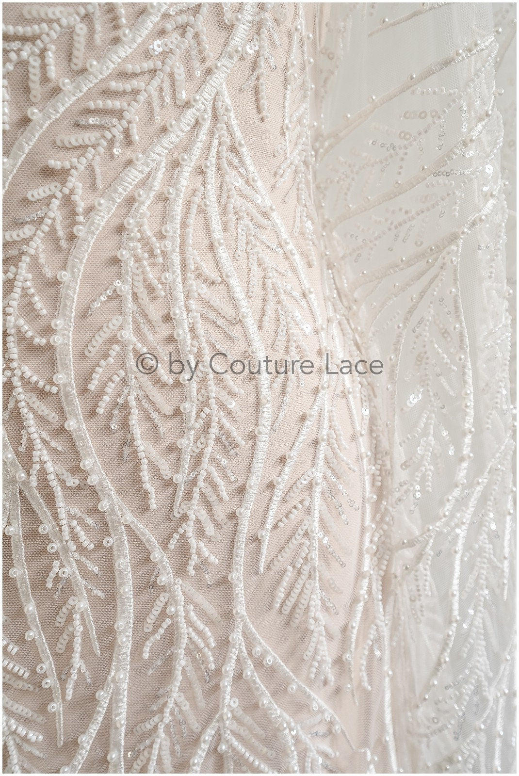 Perlen Spitzenstoff Off-White/ Couture Spitzenstoff/ Braut Spitzenstoff/ Perlen Spitze// L22-509