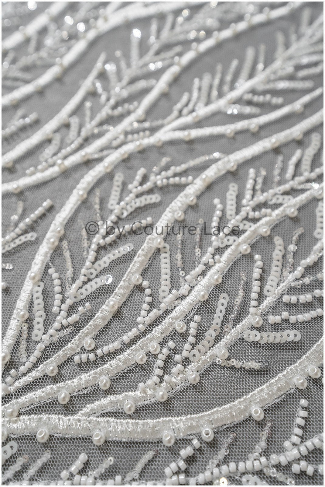 Perlen Spitzenstoff Off-White/ Couture Spitzenstoff/ Braut Spitzenstoff/ Perlen Spitze// L22-509