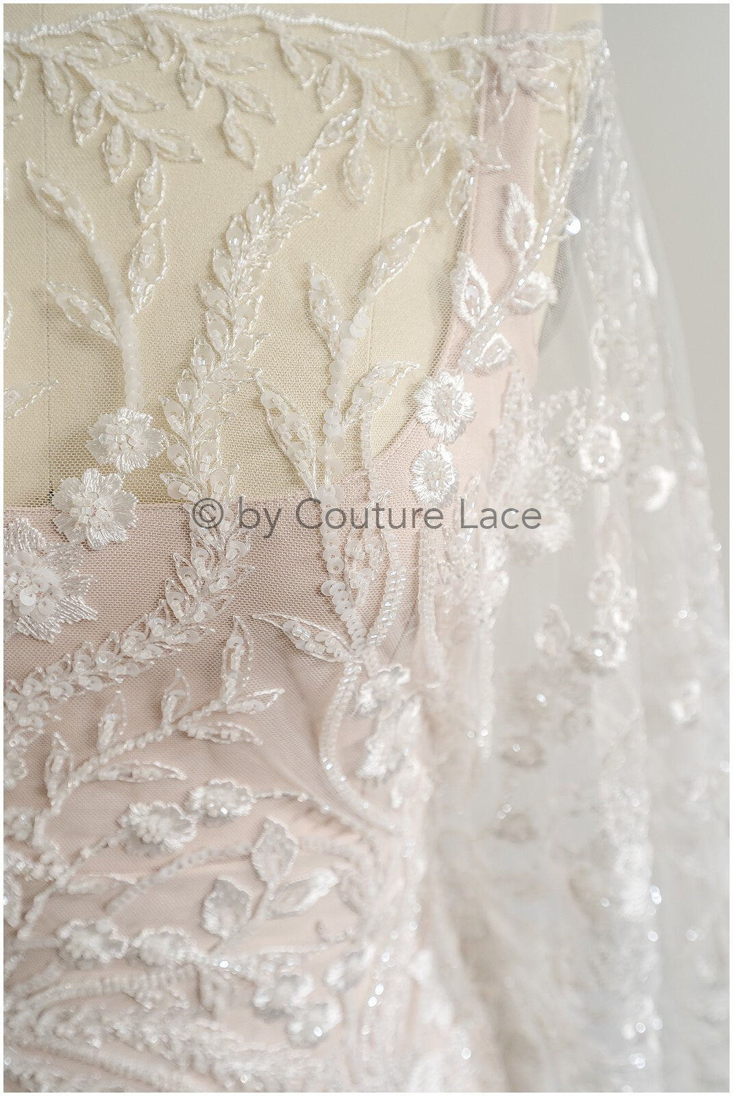 Glitzerperlen Spitzenstoff mit Blumenmuster/ Couture Spitzenstoff mit Perlen/ Braut Couture Spitzenstoff/ Perlenspitze// L22-512