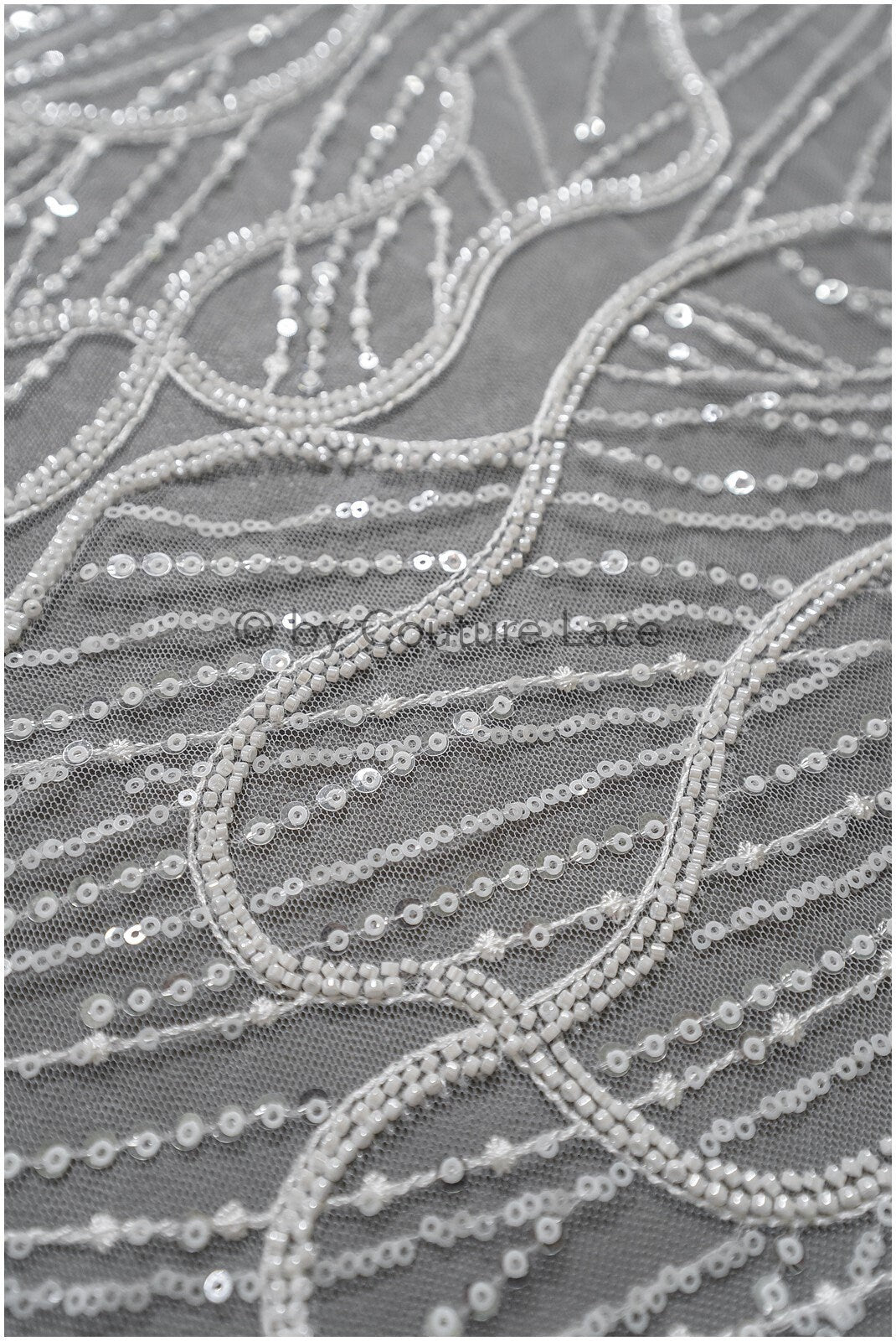 Perlen Spitzenstoff Off-White/ Brautkleid Spitze/ Couture Spitzenstoff/ Perlen Spitze// L22-513