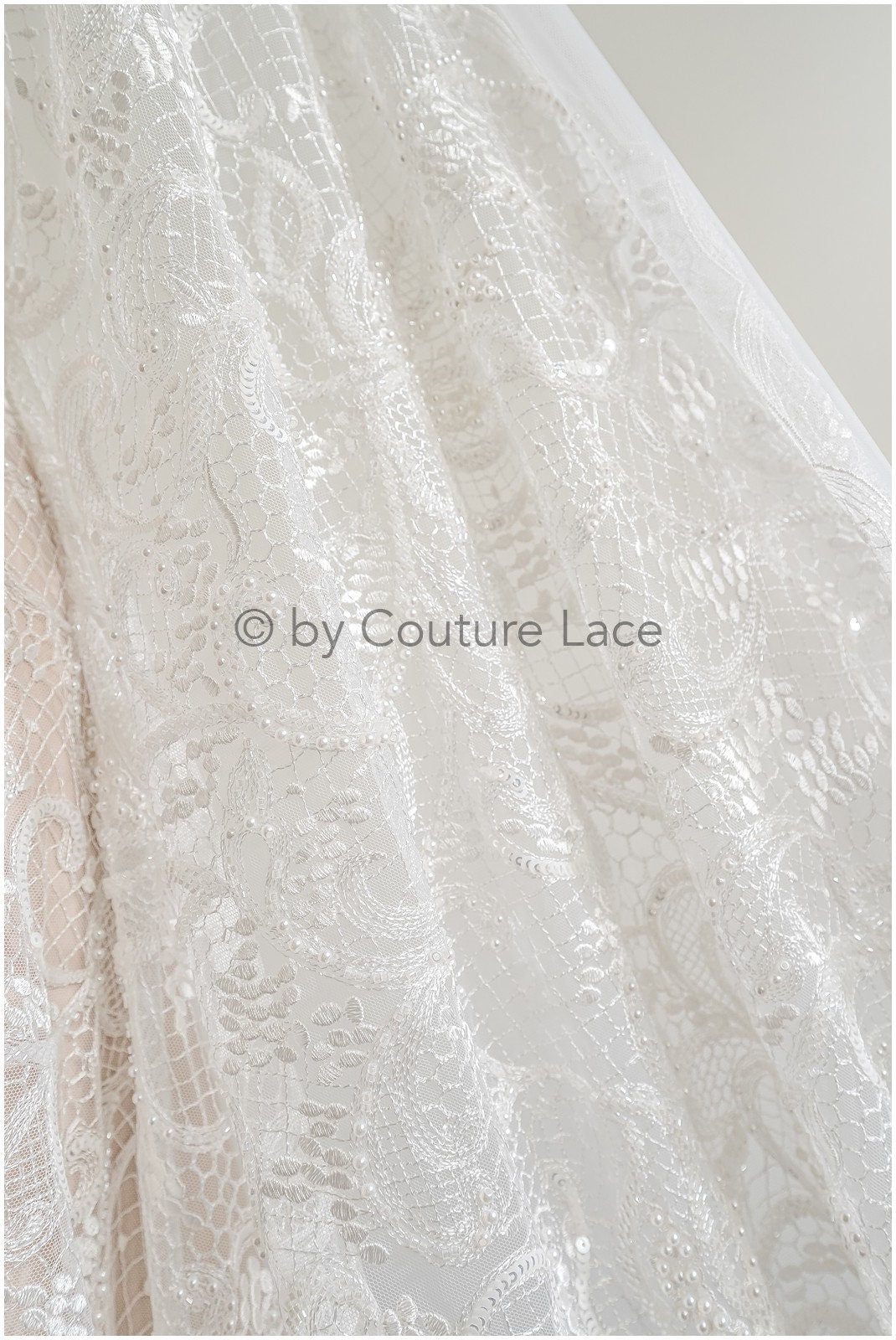 Perlen Spitzenstoff Off-White/ Couture Spitzenstoff/ Brautspitze Stoff mit Perlen/ Perlenspitze// L22-516