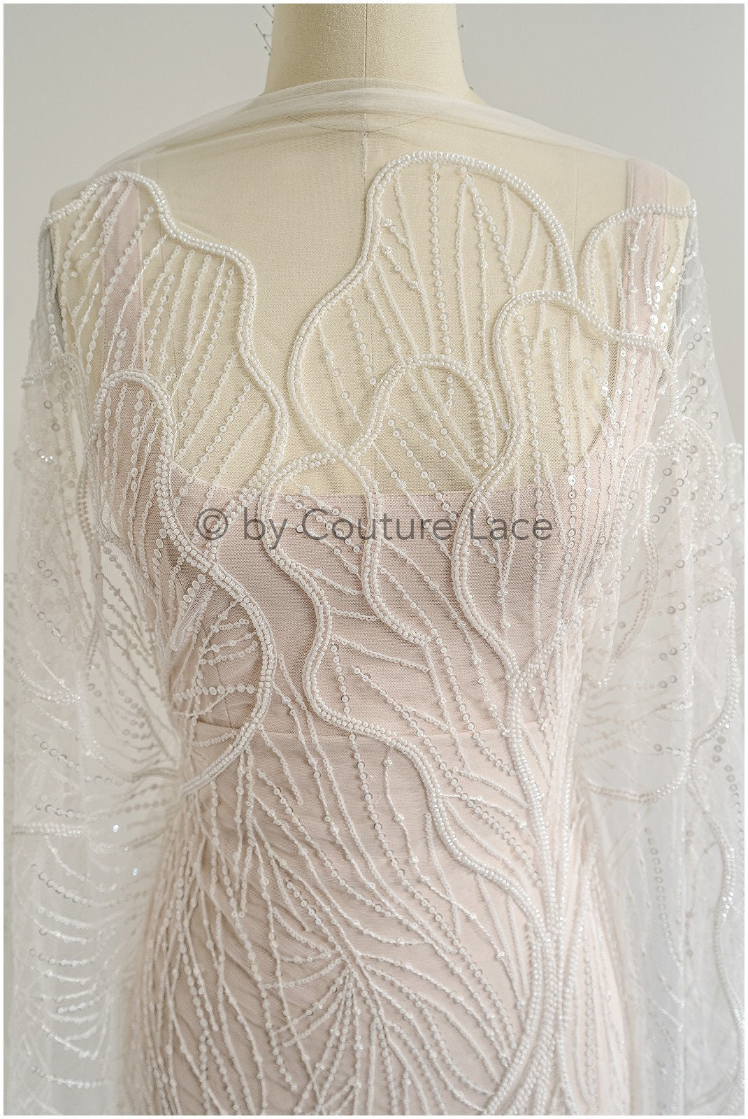 Perlen Spitzenstoff Off-White/ Brautkleid Spitze/ Couture Spitzenstoff/ Perlen Spitze// L22-513