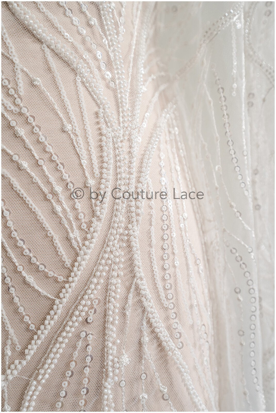 Perlen Spitzenstoff Off-White/ Brautkleid Spitze/ Couture Spitzenstoff/ Perlen Spitze// L22-513