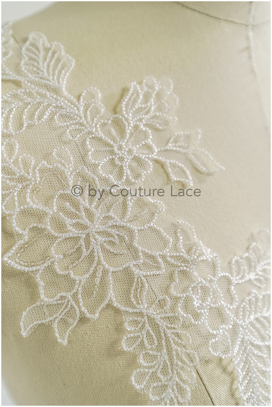 filigree wildflower lace patch/ off-white flower applique/ wedding dress lace applique/ bridal flower applique// A23-306/