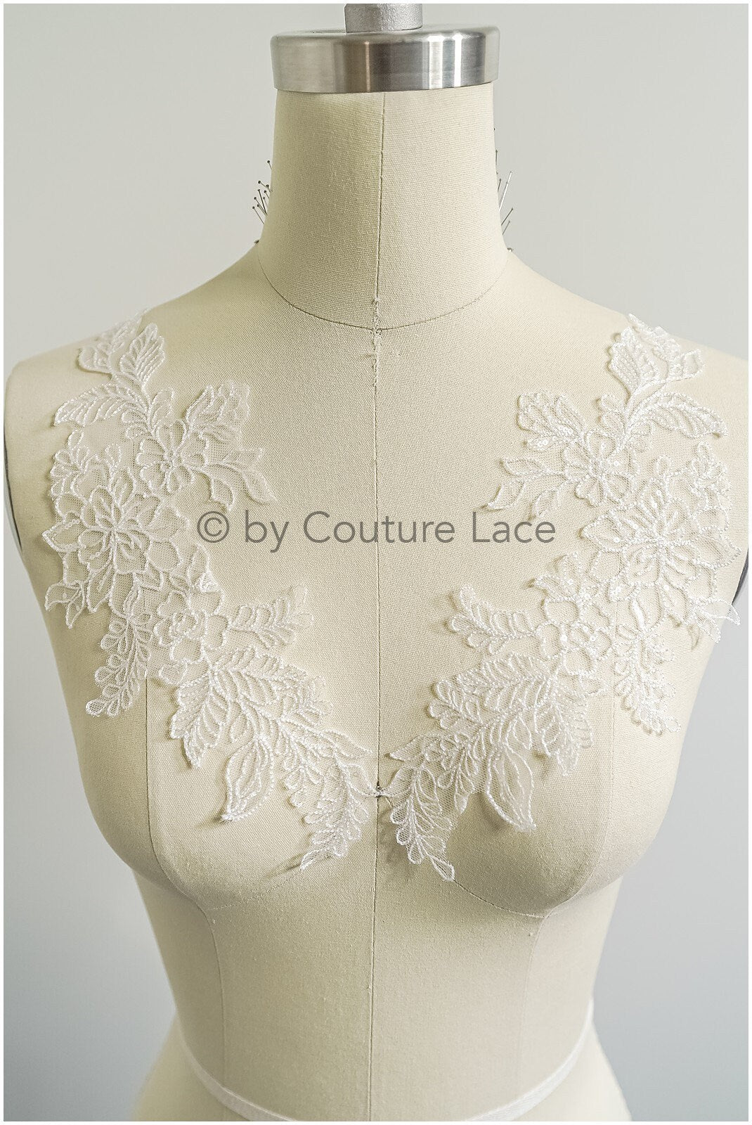 filigree wildflower lace patch/ off-white flower applique/ wedding dress lace applique/ bridal flower applique// A23-306/