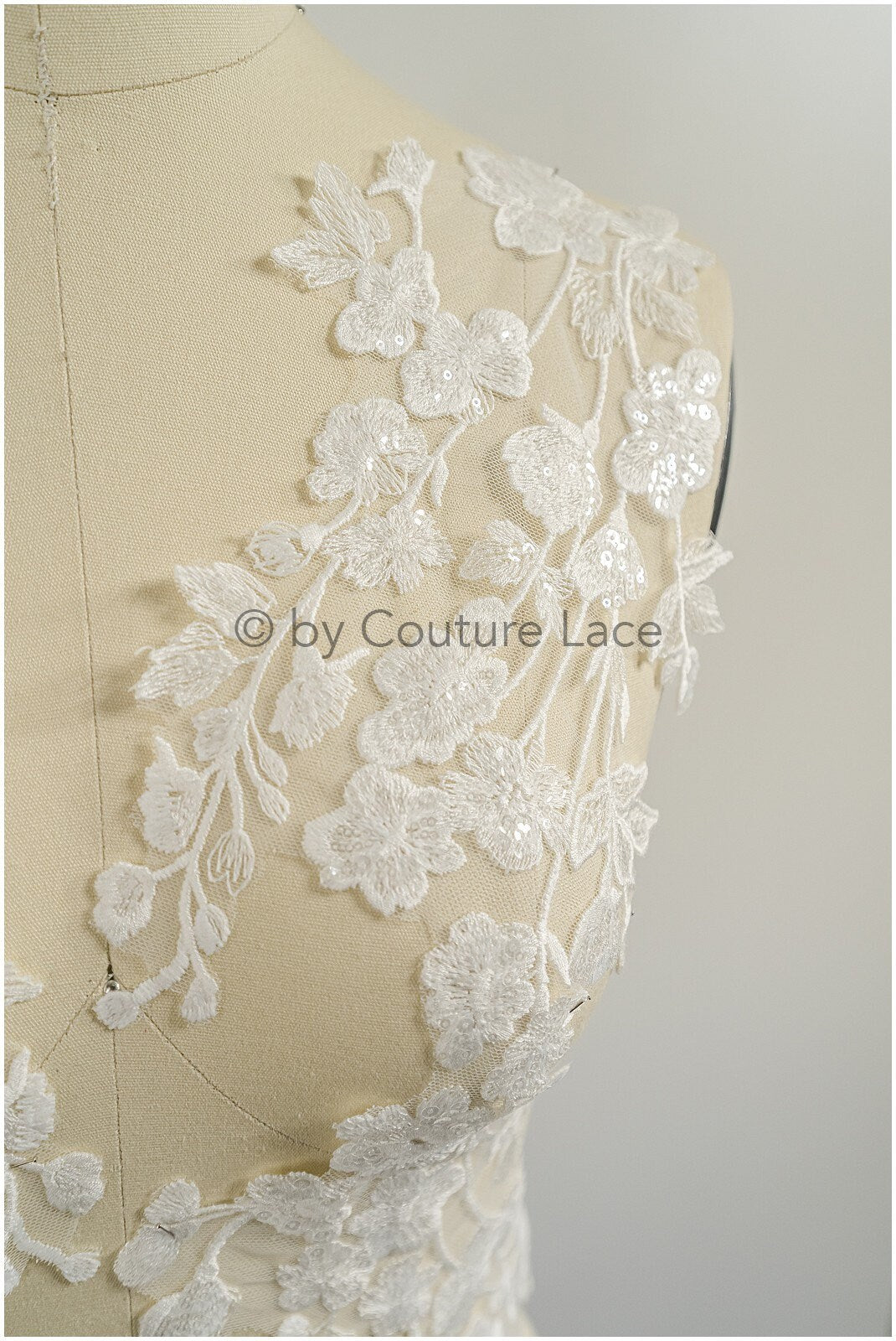 Romantisches verziertes Spitzen Aufnäher/ weiße Verzierung Blumen Applikation/ Hochzeitskleid Spitzen Applikation/ Braut verziertes Muster Applikation / A23-317