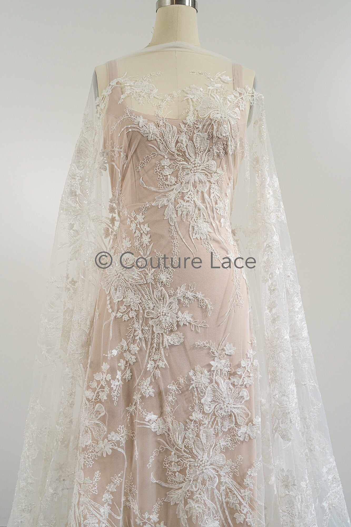 Perlen Spitzenstoff Off-White/ Couture Spitze Stoff/ Brautspitze Stoff mit Perlen/ Perlenspitze// L23-023