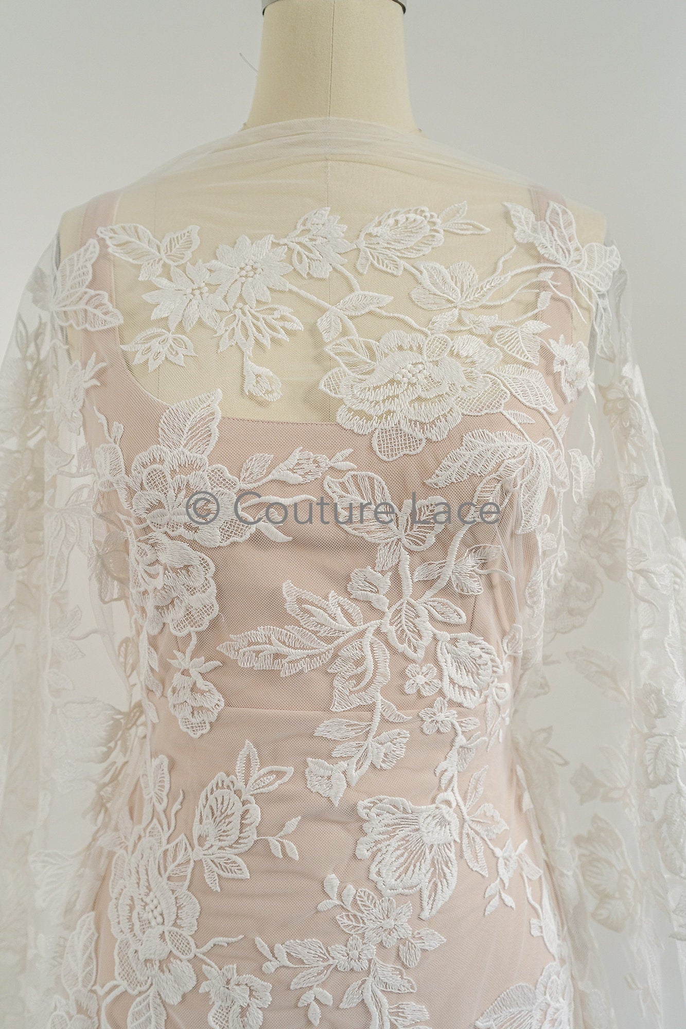 Blumen Braut Spitze Off-White/ Brautspitze mit Blumen/ Blumen Hochzeit Spitze/ Couture Spitze// L23-068
