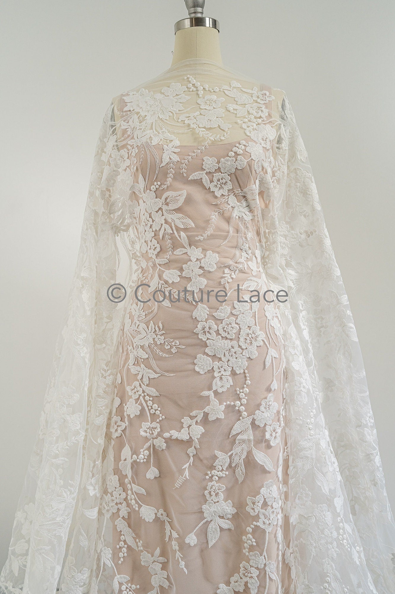 Blumen Braut Spitze Off-White/ Brautspitze mit Blumen/ Blumen Hochzeit Spitze/ Couture Spitze// L23-074