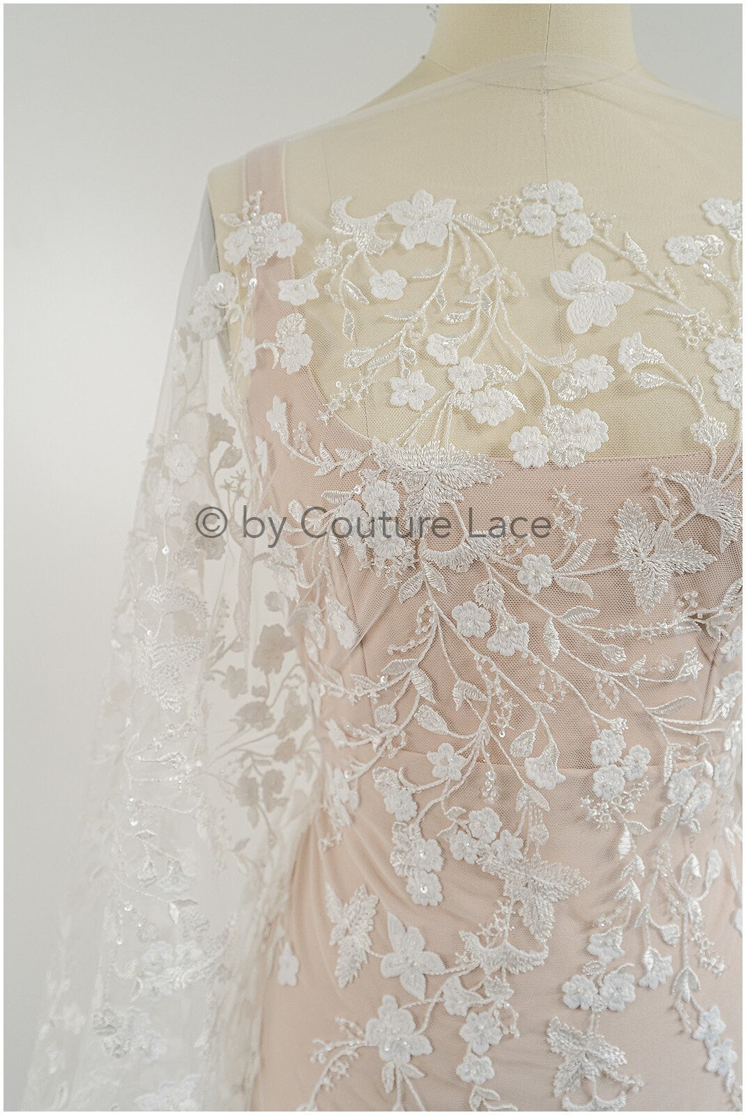 Bestickter Spitzenstoff für Hochzeiten/ Taufspitzenstoff/ Blumenmuster bestickter Spitzenstoff für Brautkleider// L23-305BE