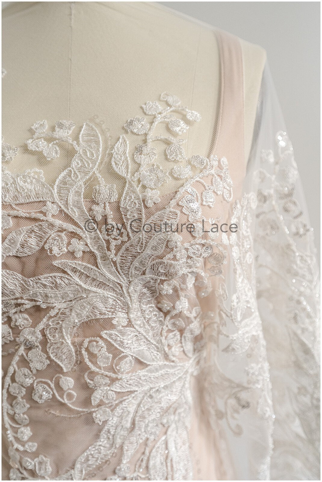 Perlen Spitzenstoff Off-White/ Couture Spitze mit Perlen/ Braut Spitzenstoff/ Perlen Spitze// L23-546