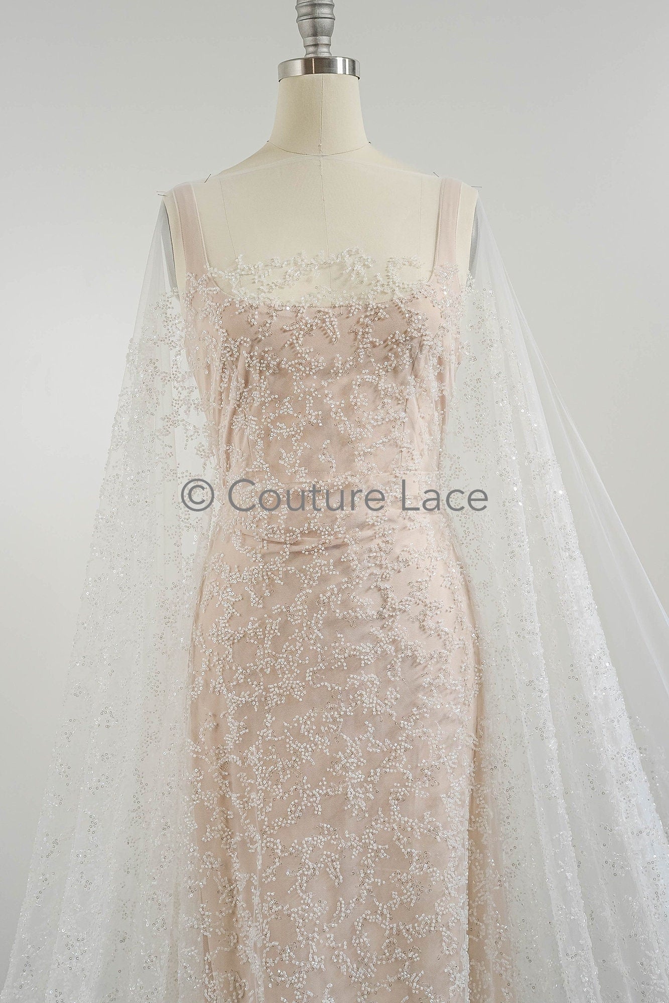 Couture Spitzenstoff Off-White/ Perlen Spitzenstoff/ Spitze mit Perlen/ Brautspitze Stoff// L23-557