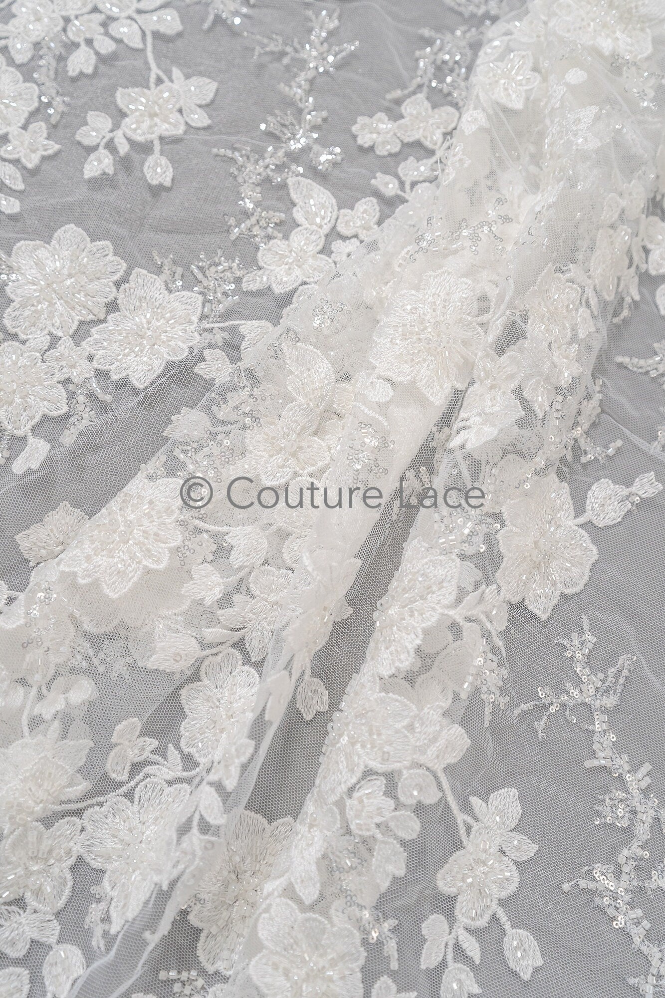 Perlen Spitzenstoff Off-White/ Couture Spitzenstoff mit Perlen/ Braut Spitzenstoff/ Perlen Spitze// L23-559