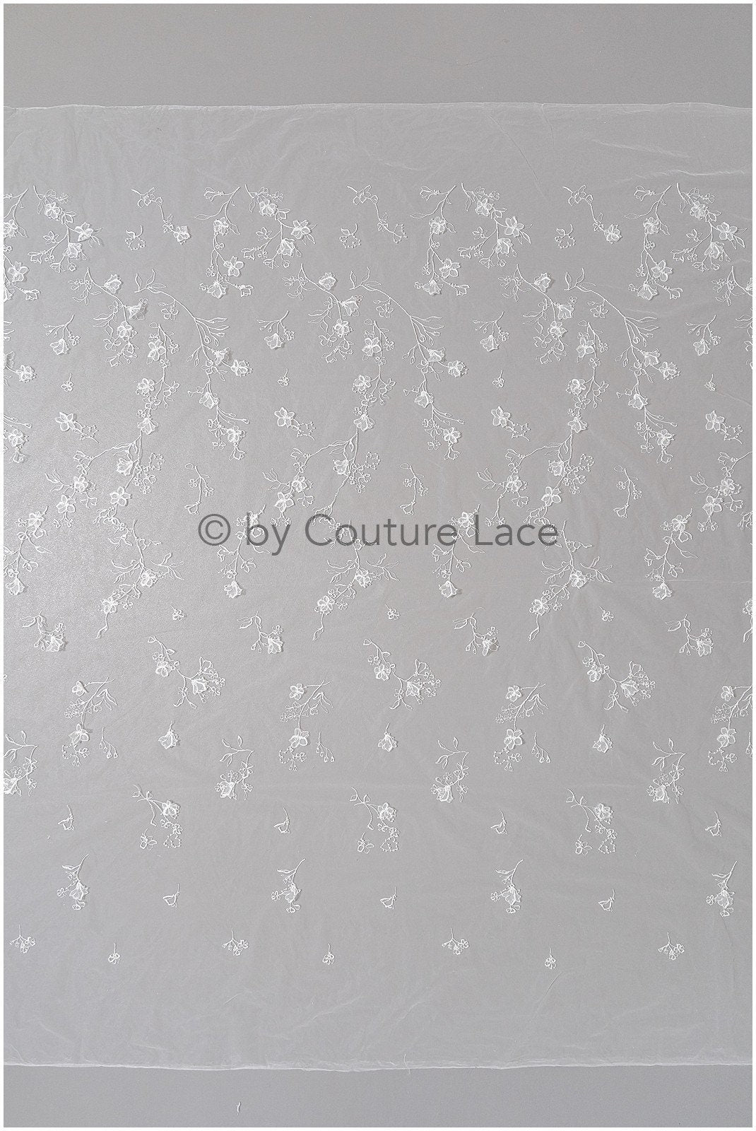 Wunderschöner perlenbesetzter Spitzenstoff/ Couture Spitzenstoff mit Pailletten & Perlen/ florale Brautspitze// L23-567