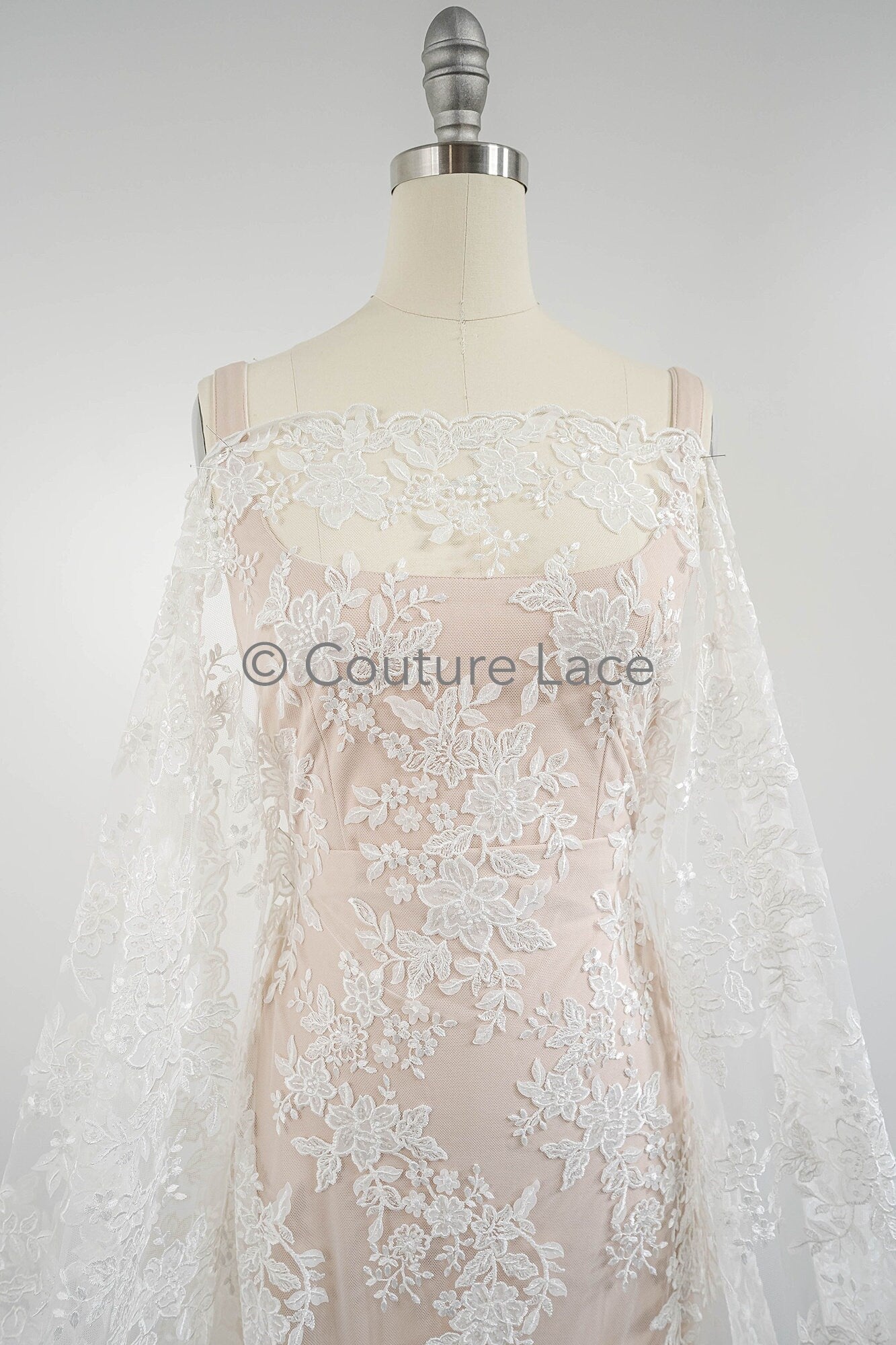 Blumen Braut Spitze Off-White/ Brautspitze mit Blumen/ Blumen Hochzeit Spitze/ Couture Spitze mit Pailletten// L23-588