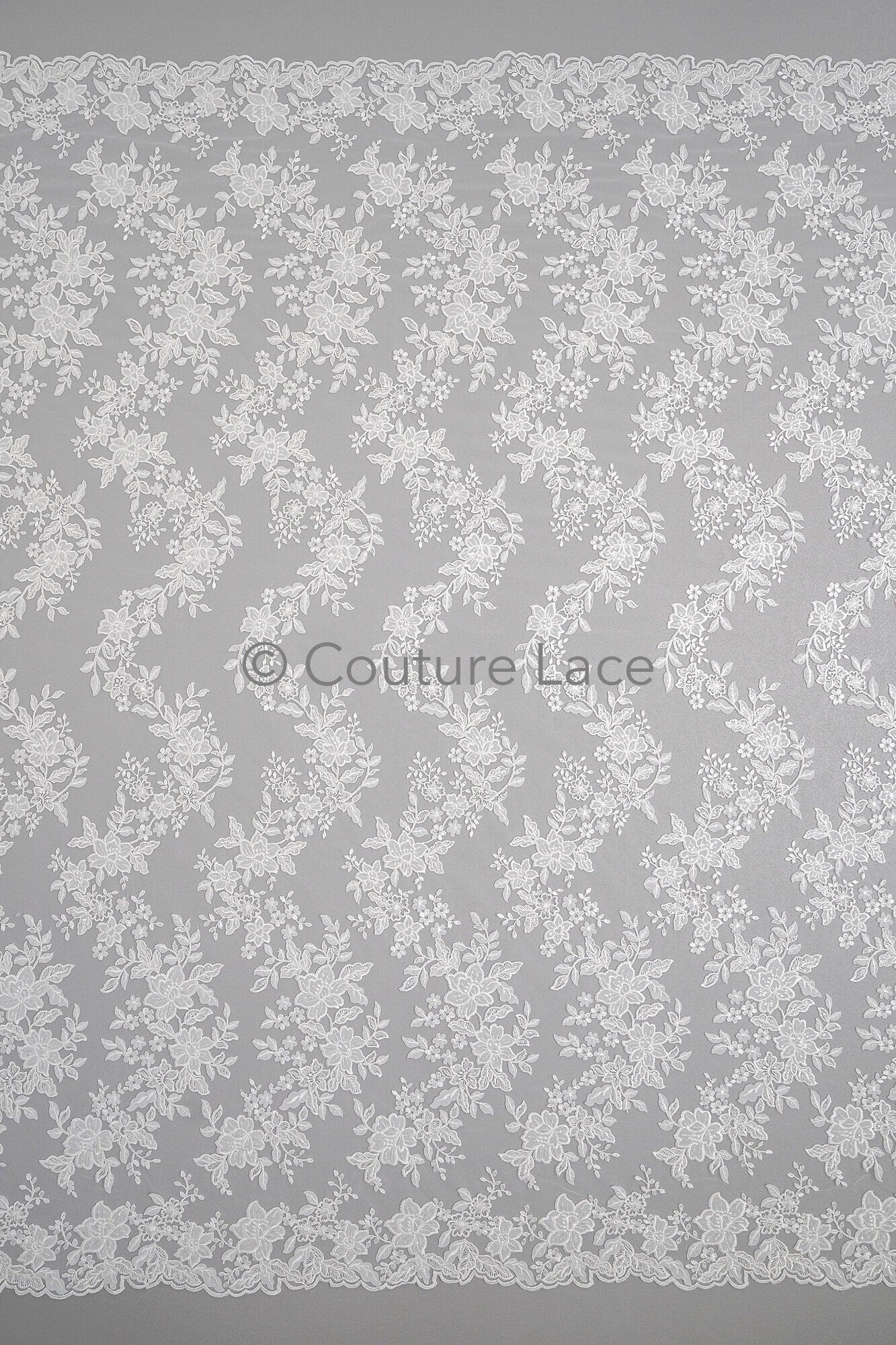 Blumen Braut Spitze Off-White/ Brautspitze mit Blumen/ Blumen Hochzeit Spitze/ Couture Spitze mit Pailletten// L23-588