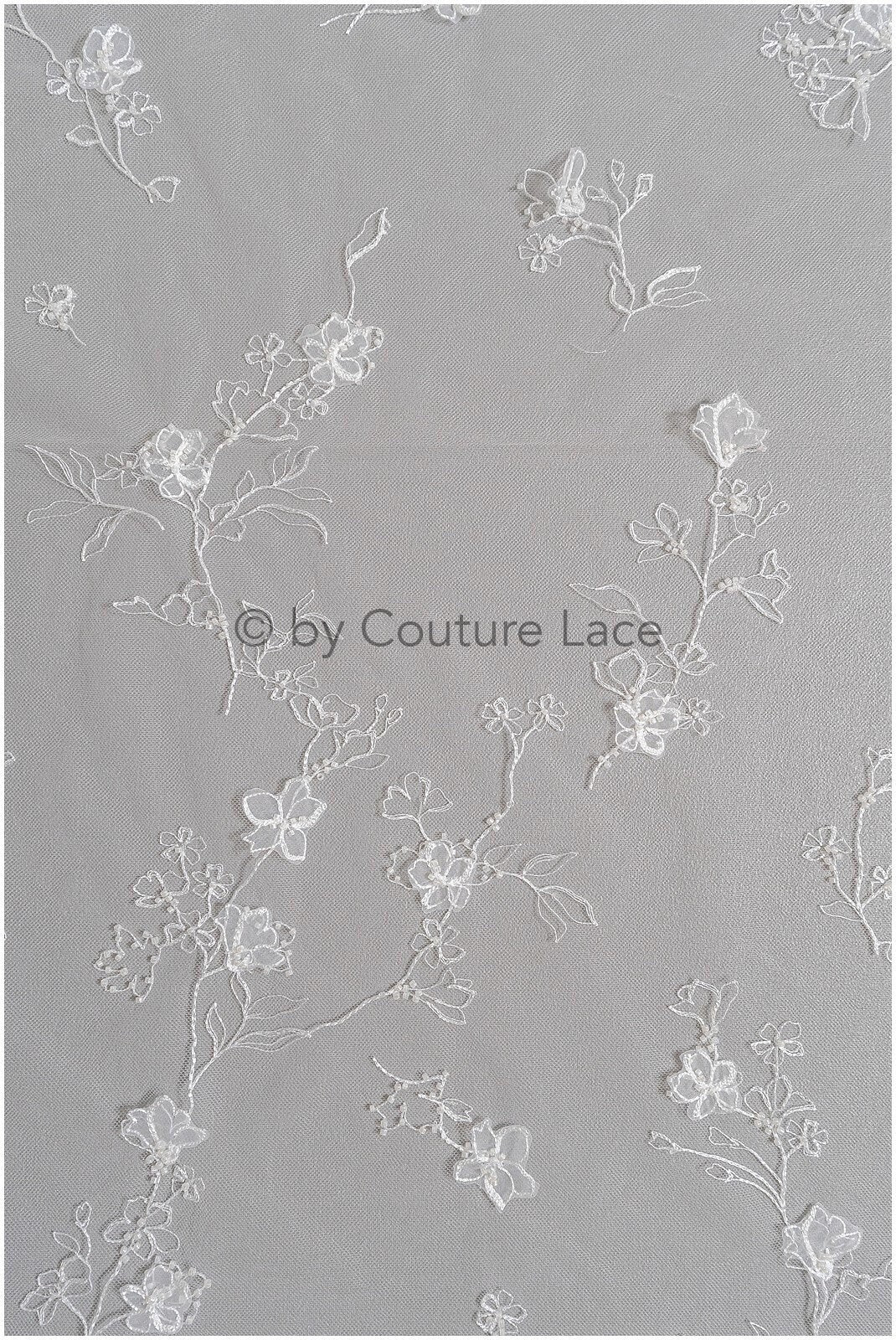 Wunderschöner perlenbesetzter Spitzenstoff/ Couture Spitzenstoff mit Pailletten & Perlen/ florale Brautspitze// L23-567