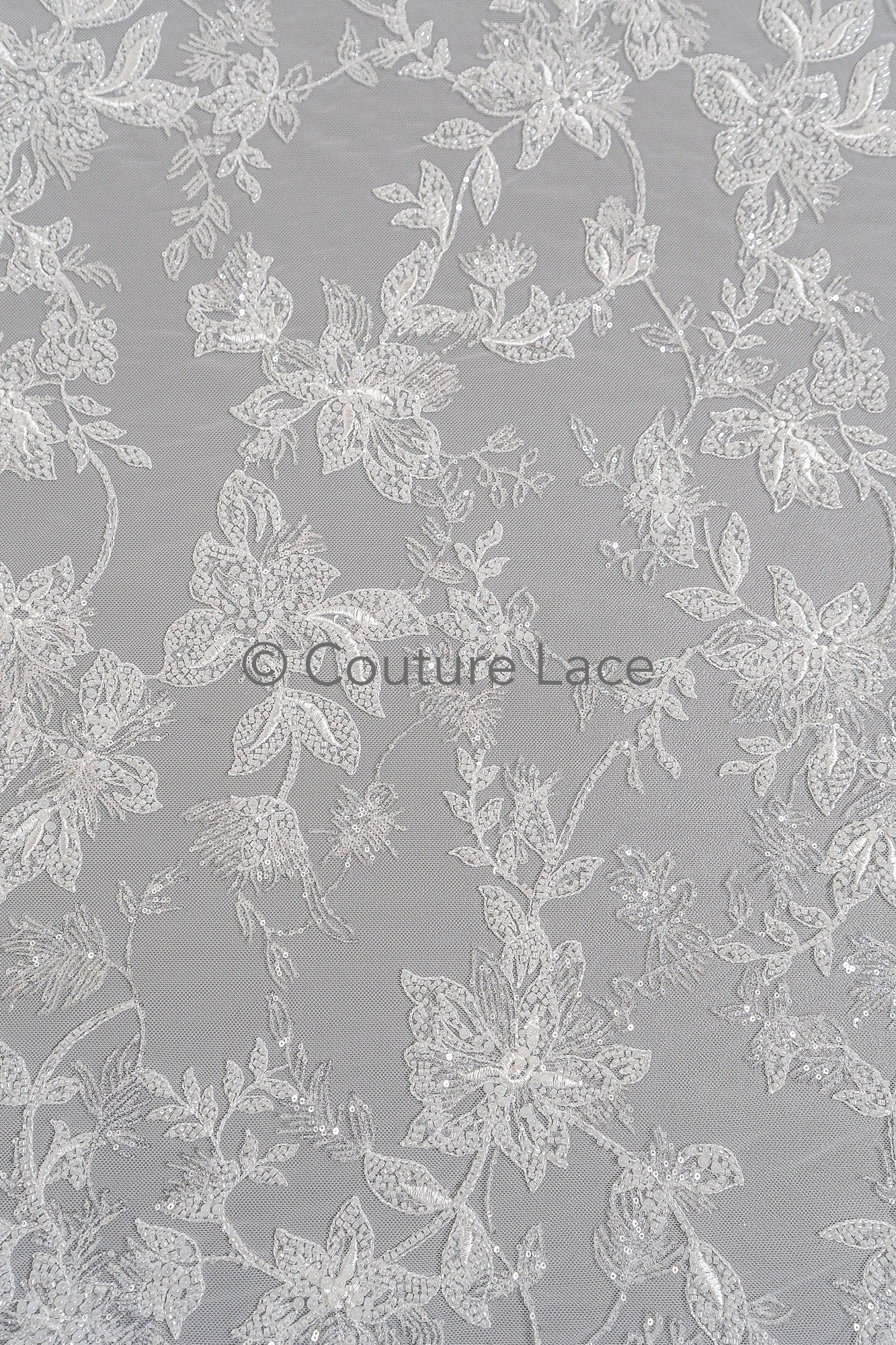 Wunderschöner Perlen Spitzen Stoff/ Couture Spitzenstoff mit Perlen & Pailletten/ romantische Perlen Braut Spitze// L23-019