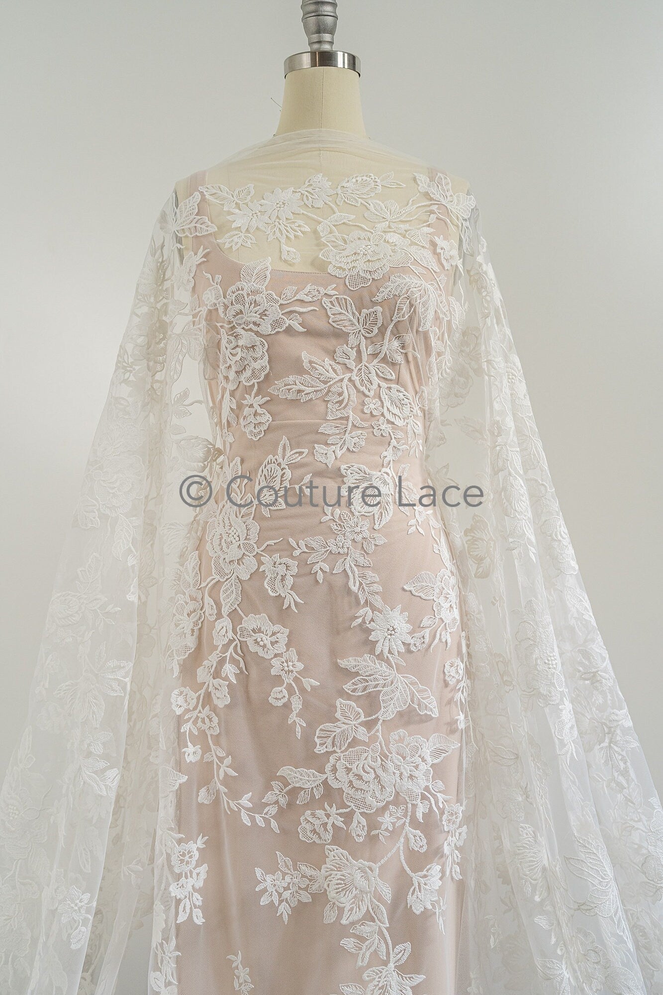 Blumen Braut Spitze Off-White/ Brautspitze mit Blumen/ Blumen Hochzeit Spitze/ Couture Spitze// L23-068