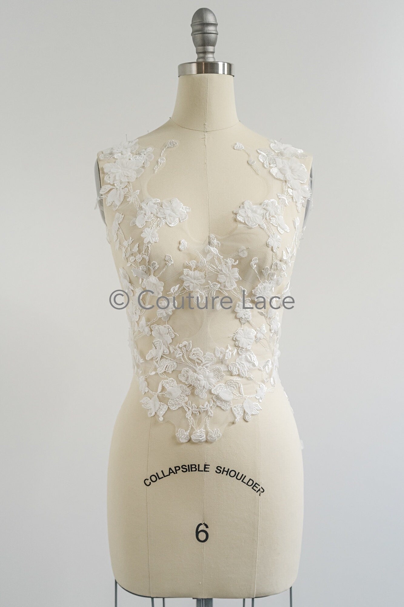 florale 3D Blumenapplikation/ Hochzeitskleid Spitzenapplikation/ Perlen Braut Aufnäher/ bestickte Brautblatt Applikation mit 3d Blumen/ A23-345