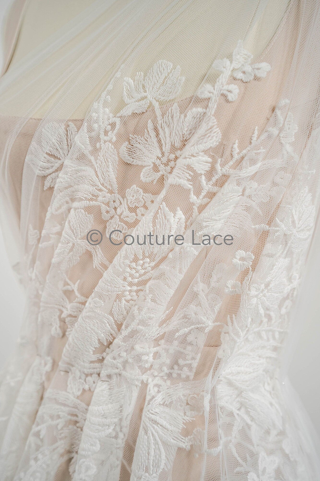 Blumen Braut Spitze Off-White/ Brautspitze/ Blumen Hochzeit Spitze/ Couture Spitze// L23-547