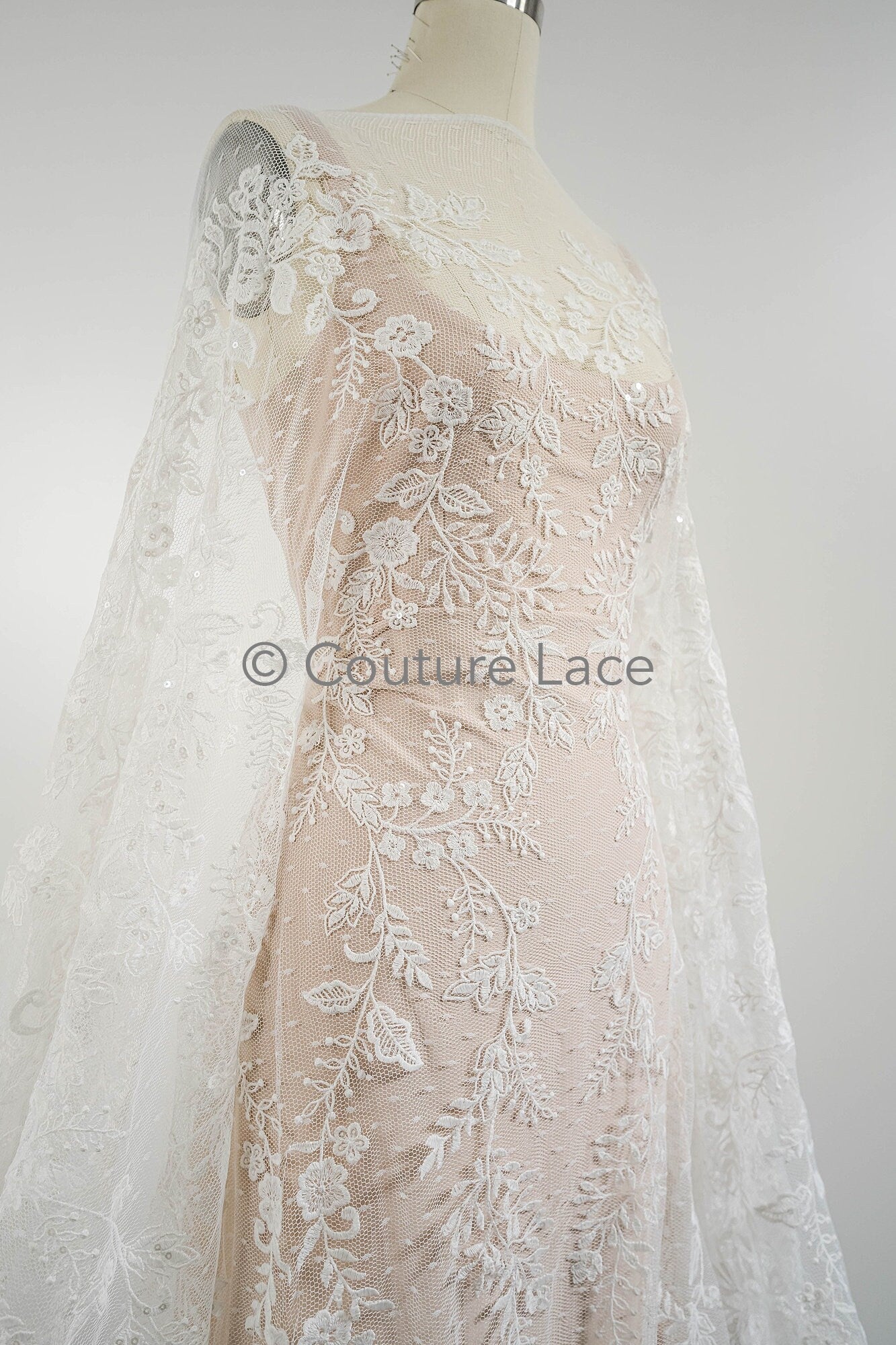 Blumen Braut Spitze Off-White/ Brautspitze mit Pailletten/ Blumen Hochzeit Spitze/ Couture Spitze// L23-548